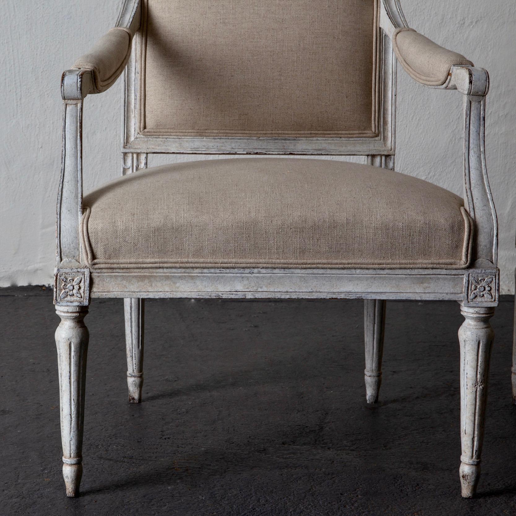 Armchairs Pair of Swedish Gustavian, 1790-1810 White Beige, Sweden In Good Condition In New York, NY