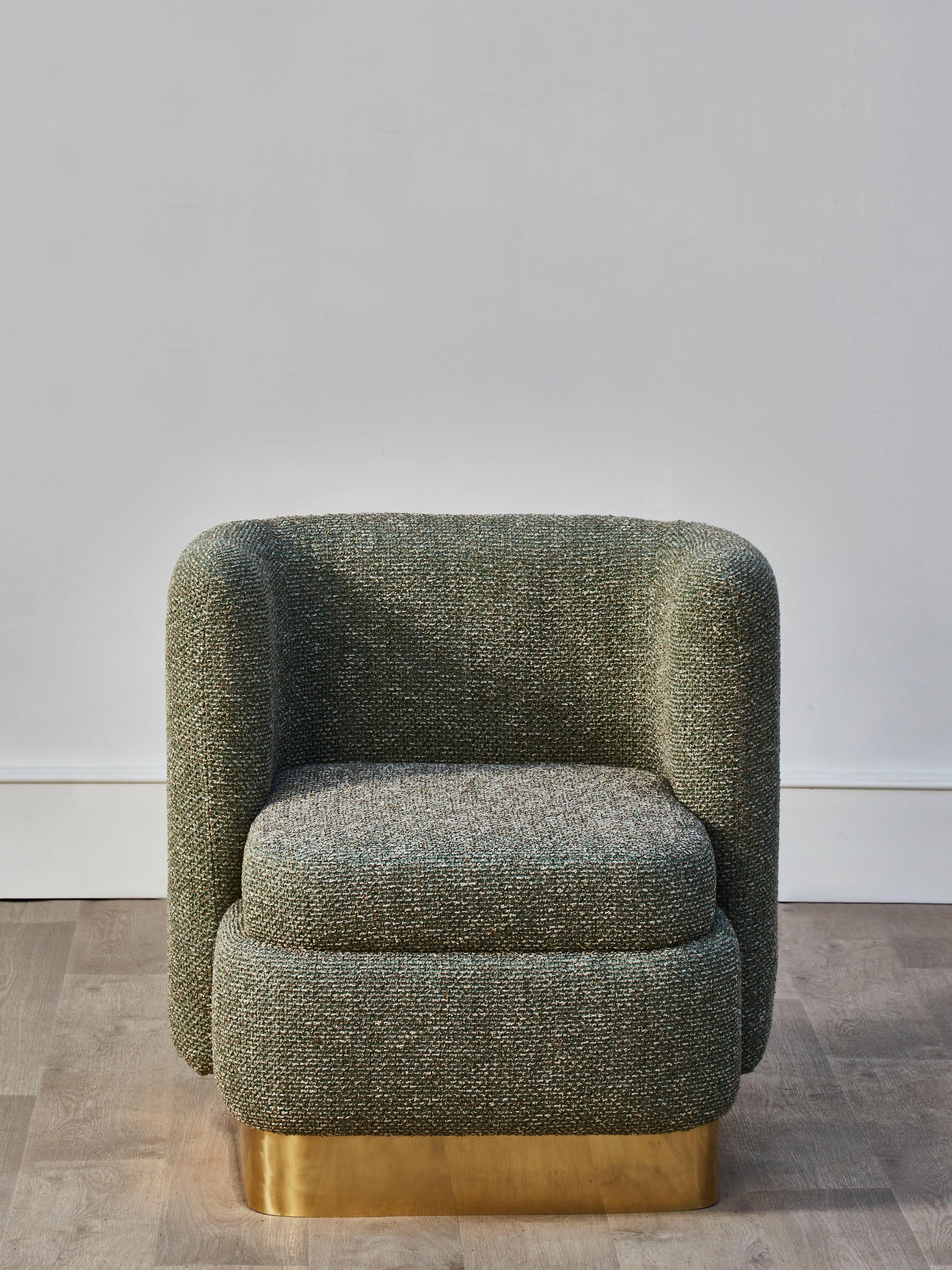 Sillones con base de latón de Studio Glustin Moderno de mediados de siglo en venta