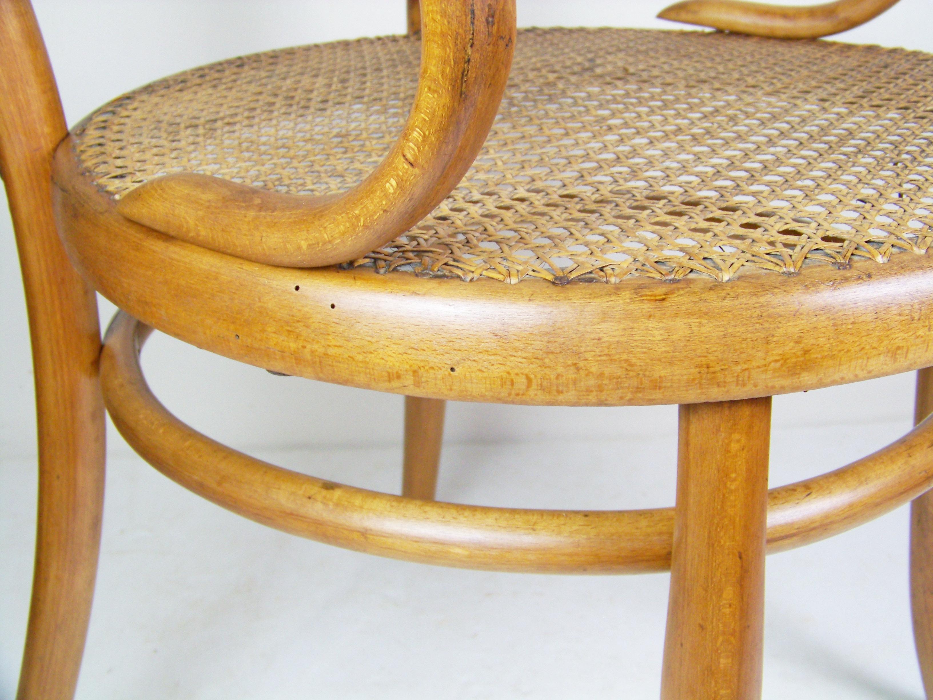 Faggio Armchait Thonet Nr.14, circa 1870 in vendita