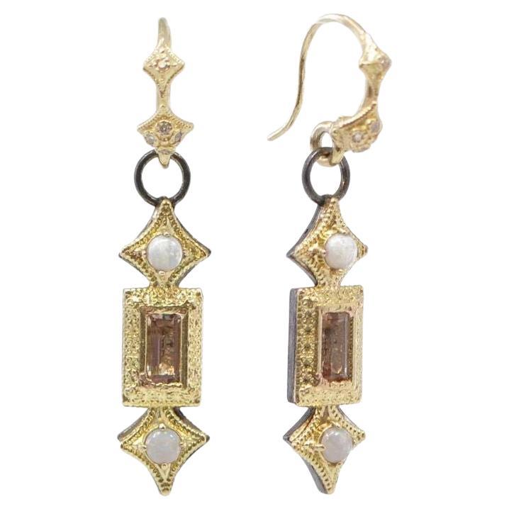 Armenta, boucles d'oreilles pendantes en or jaune 18 carats avec morganite baguette, 30 mm en vente