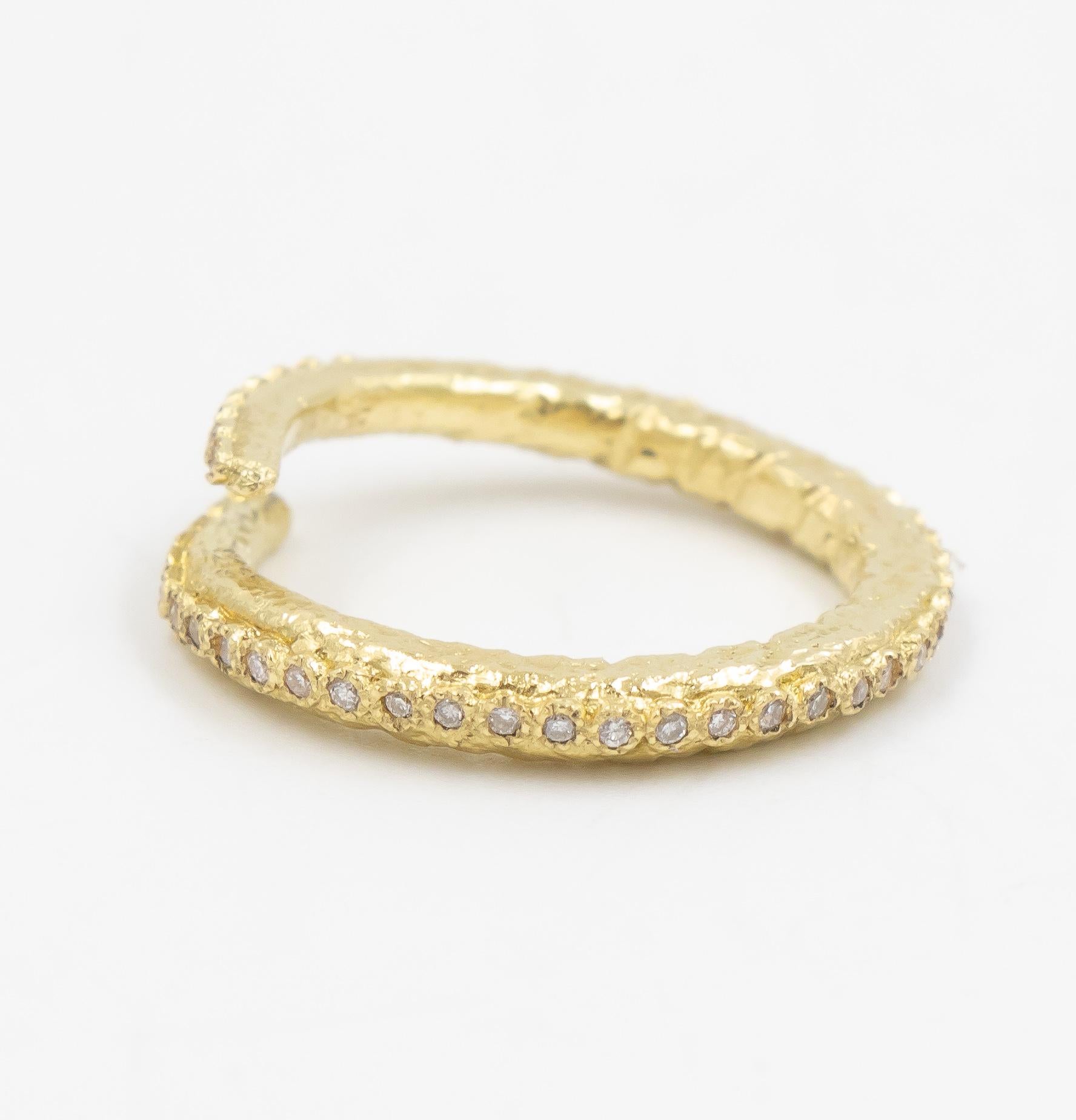 Renaissance Revival Armenta Old World Criss-Cross Diamond Ring, 18 Karat Yellow Gold, Style 09662