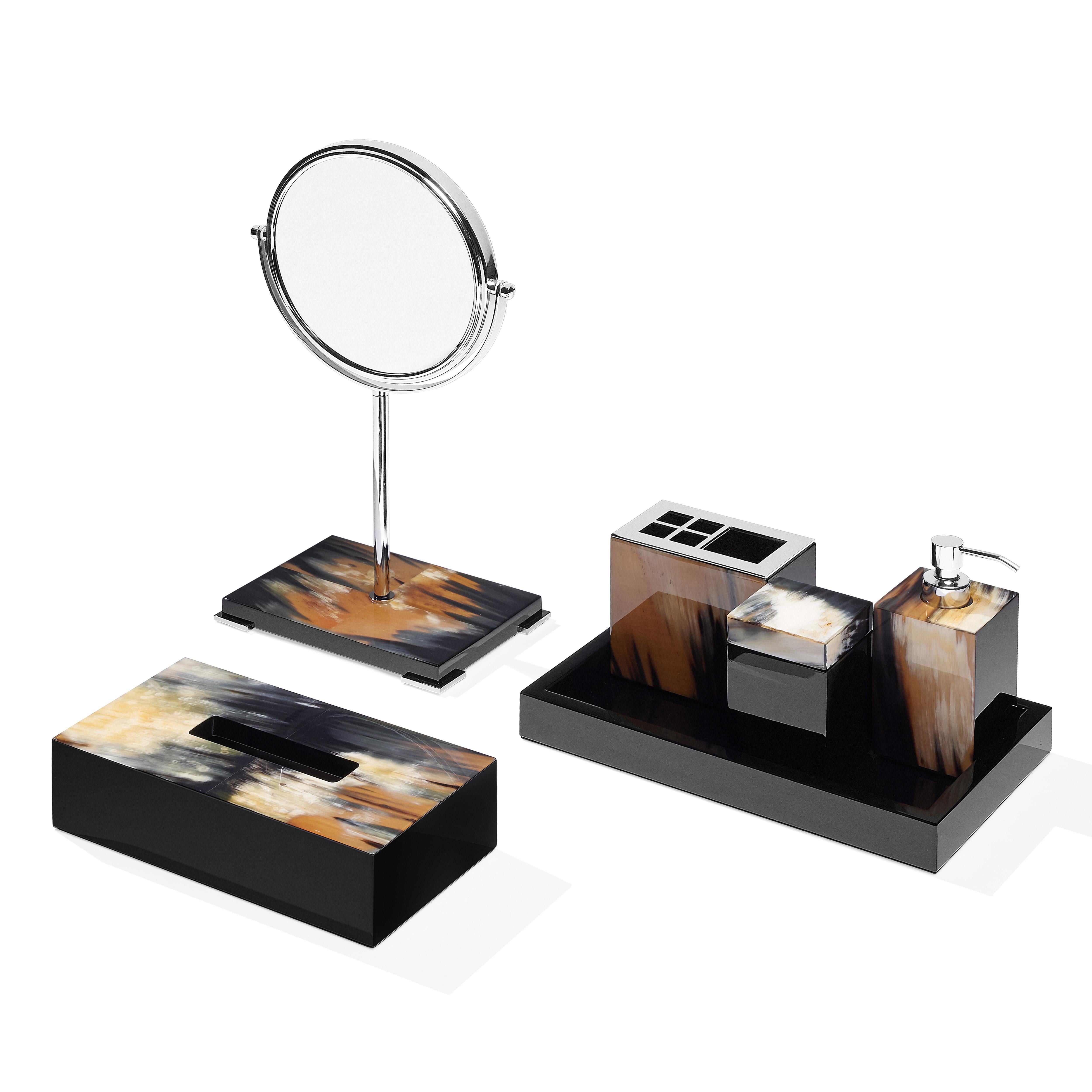 Armida Tissue Box Holder in Black Lacquered Wood and Corno Italiano, Mod. 1957 In New Condition For Sale In Recanati, Macerata