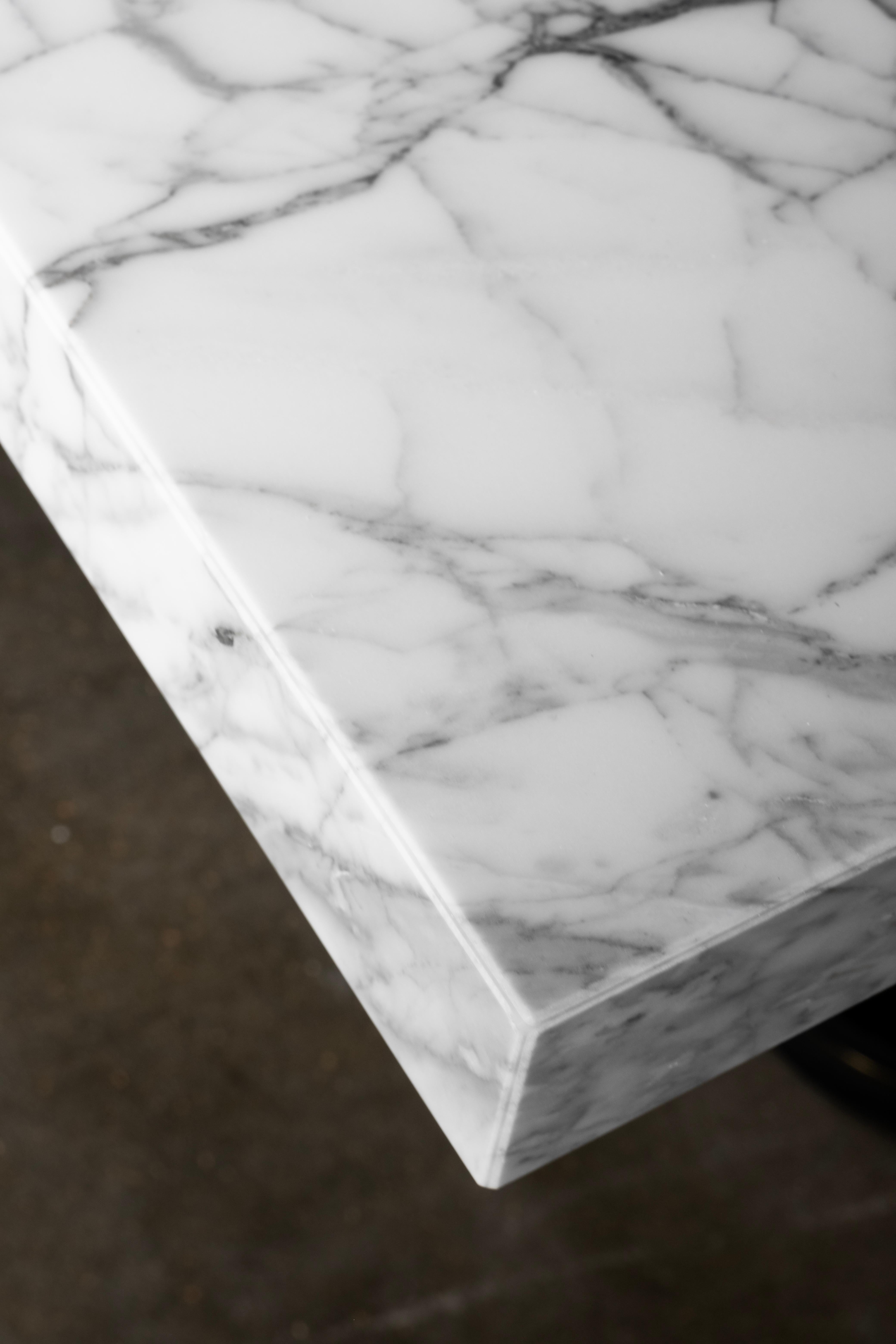 Tavolo Consolle Art Deco Armilar, Marmo di Carrara, Ottone, Fatto a mano by Greenapple in vendita 1