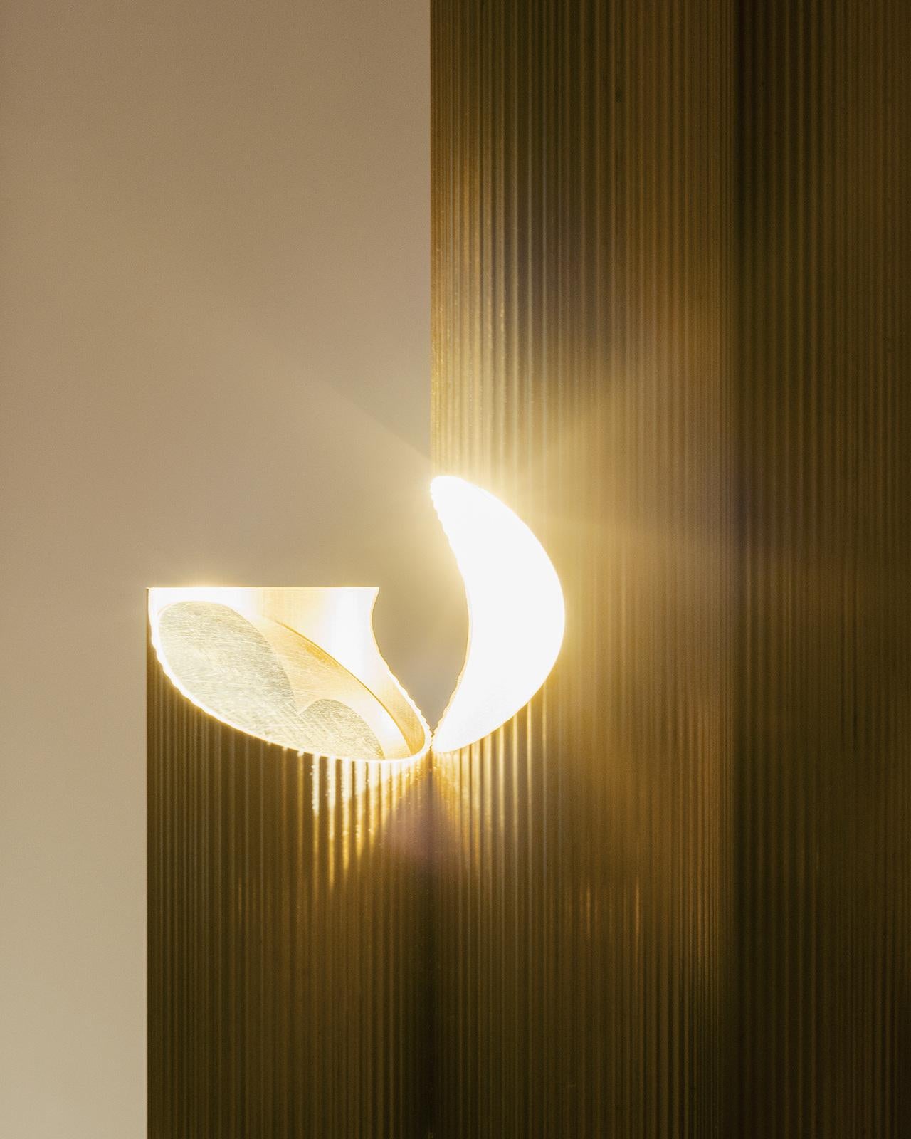 Contemporary Armilla brass pendant light by SCATTER.D STUDIO For Sale