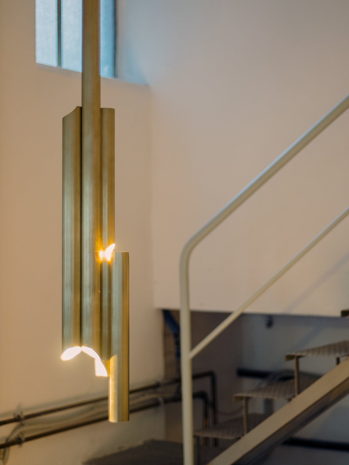 Hand-Crafted Armilla brass pendant light by SCATTER.D STUDIO For Sale
