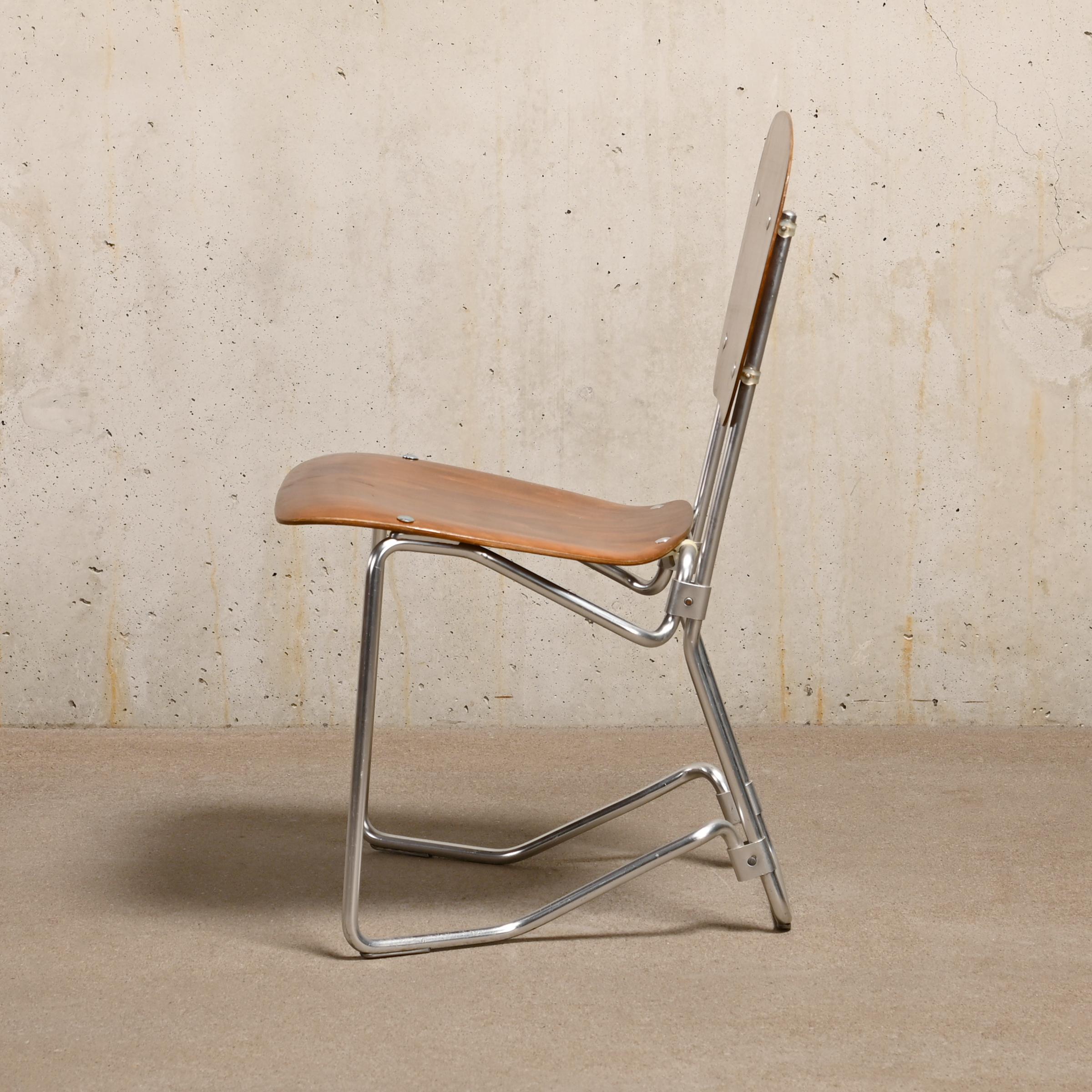 Armin Wirth Aluflex Folding Chairs in stained plywood for Philipp Zieringer KG 2