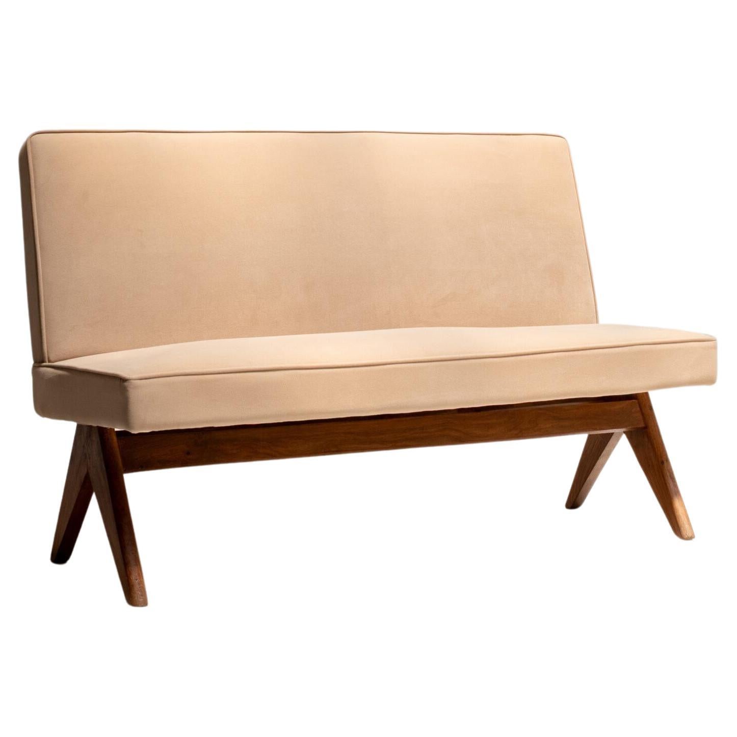 Armless Sofa by Pierre Jeanneret, Chandigarh, 1960s im Angebot