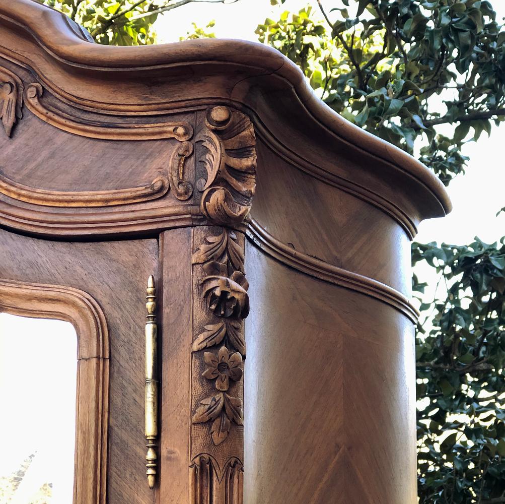 Armoire, 19th Century French Louis XV in Walnut 1