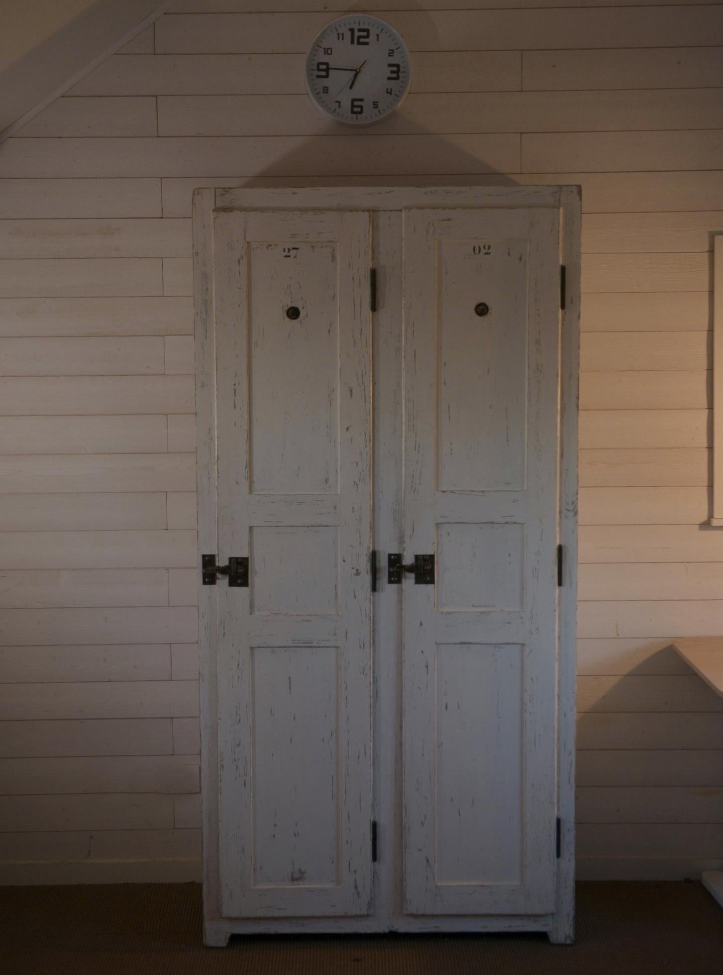 Industrial Armoire 2 portes ancien vestiaire en bois patine blanche 1950's For Sale