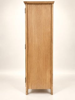 Armoire deux portes – Chêne massif – Style classique provincial – Aérogommée