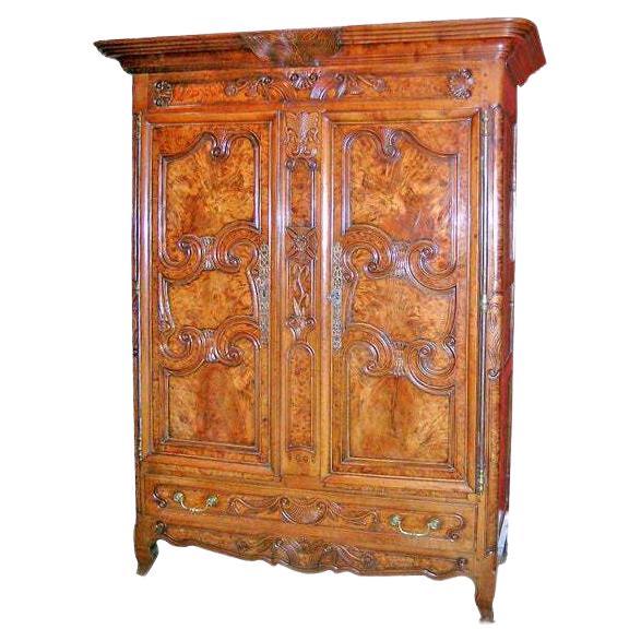 Armoire in Exceptional Burl Cherrywood For Sale
