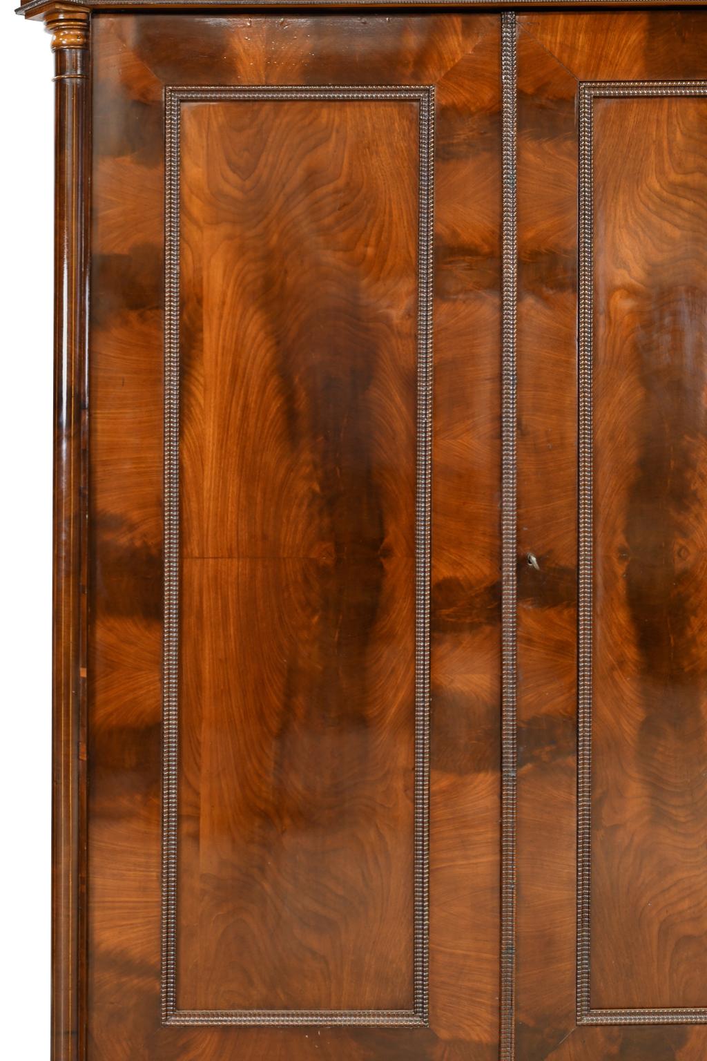Armoire in West Indies Mahogany, Northern Europe, circa 1825 10