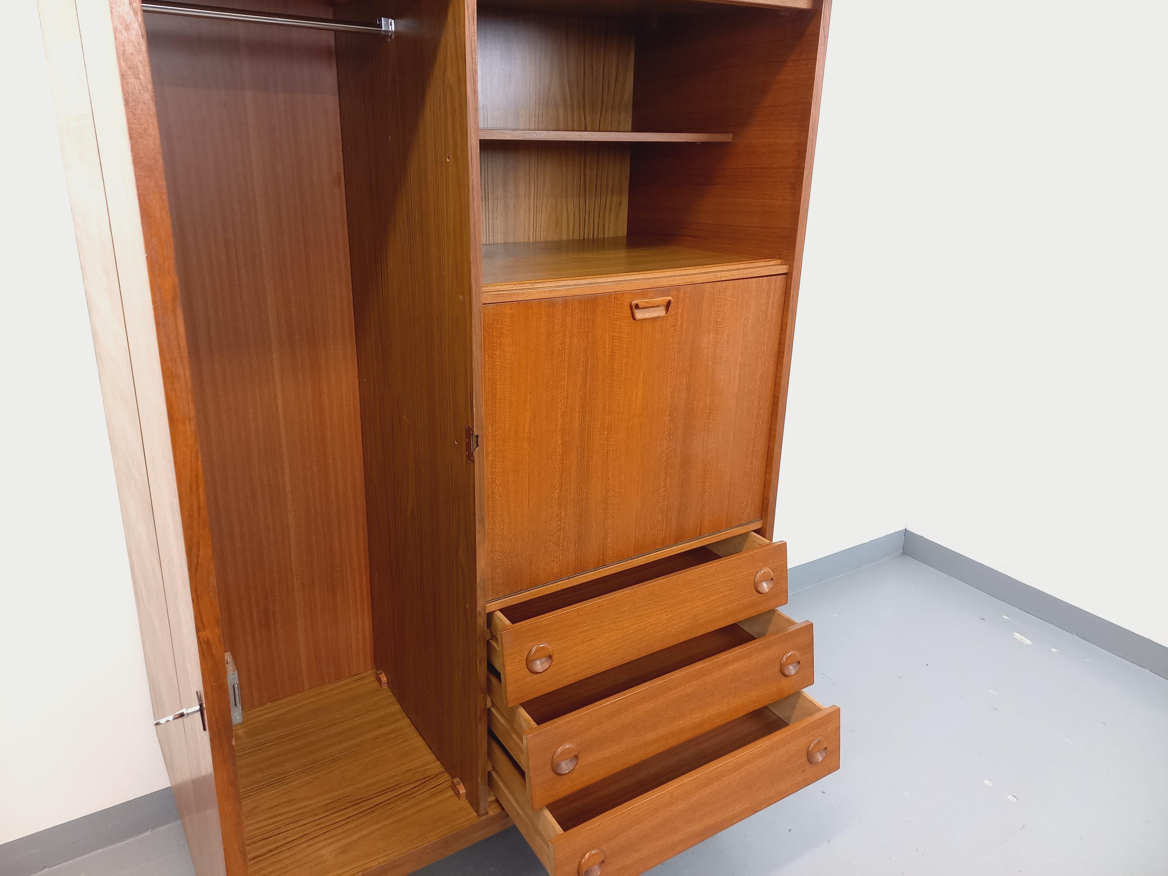 Armoire secrétaire meuble de rangement vintage style scandinave teck années 60 in vendita 5