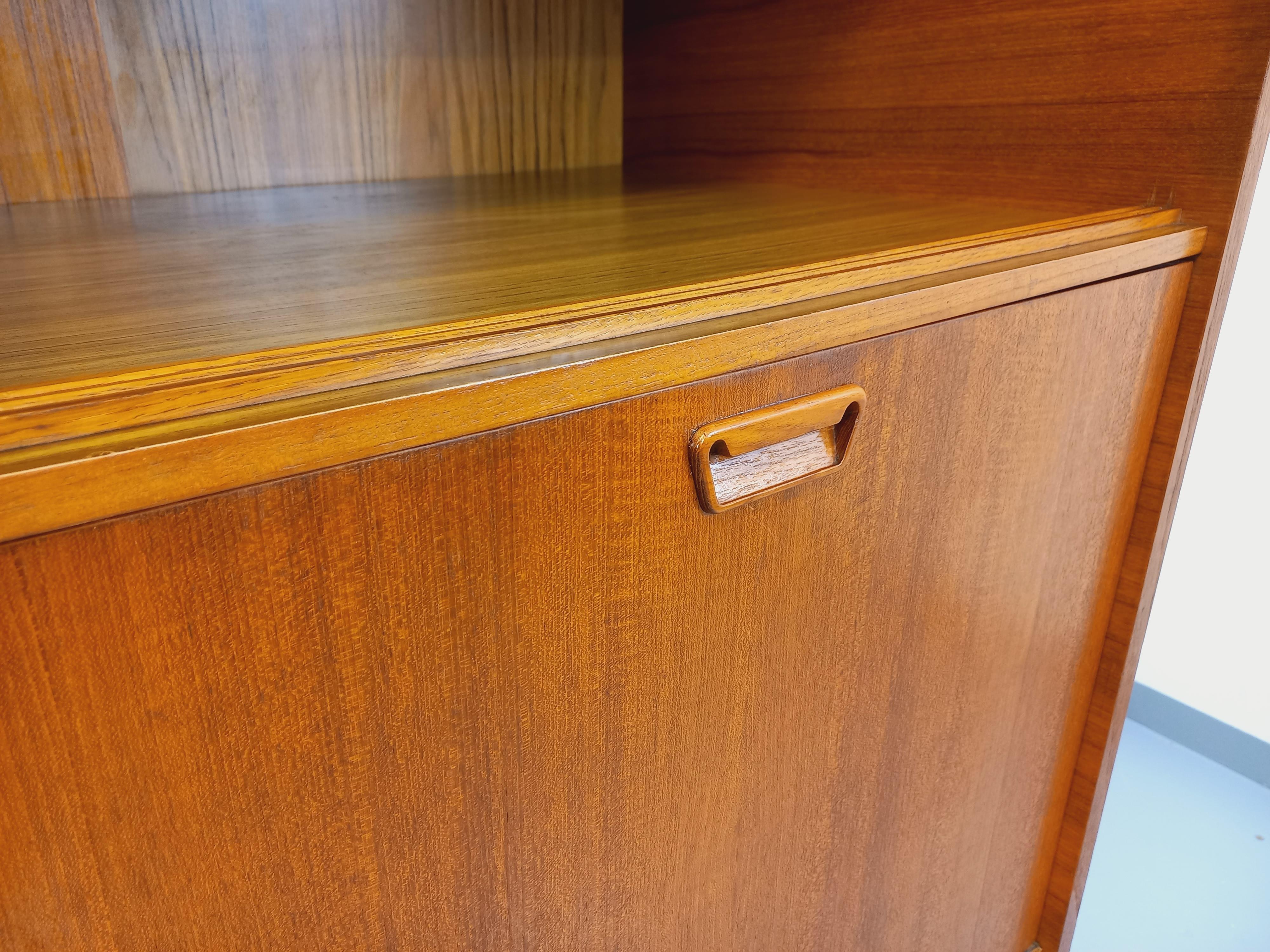 Francese Armoire secrétaire meuble de rangement vintage style scandinave teck années 60 in vendita
