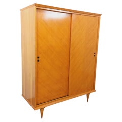Armoire vintage en bois de chêne des années 60