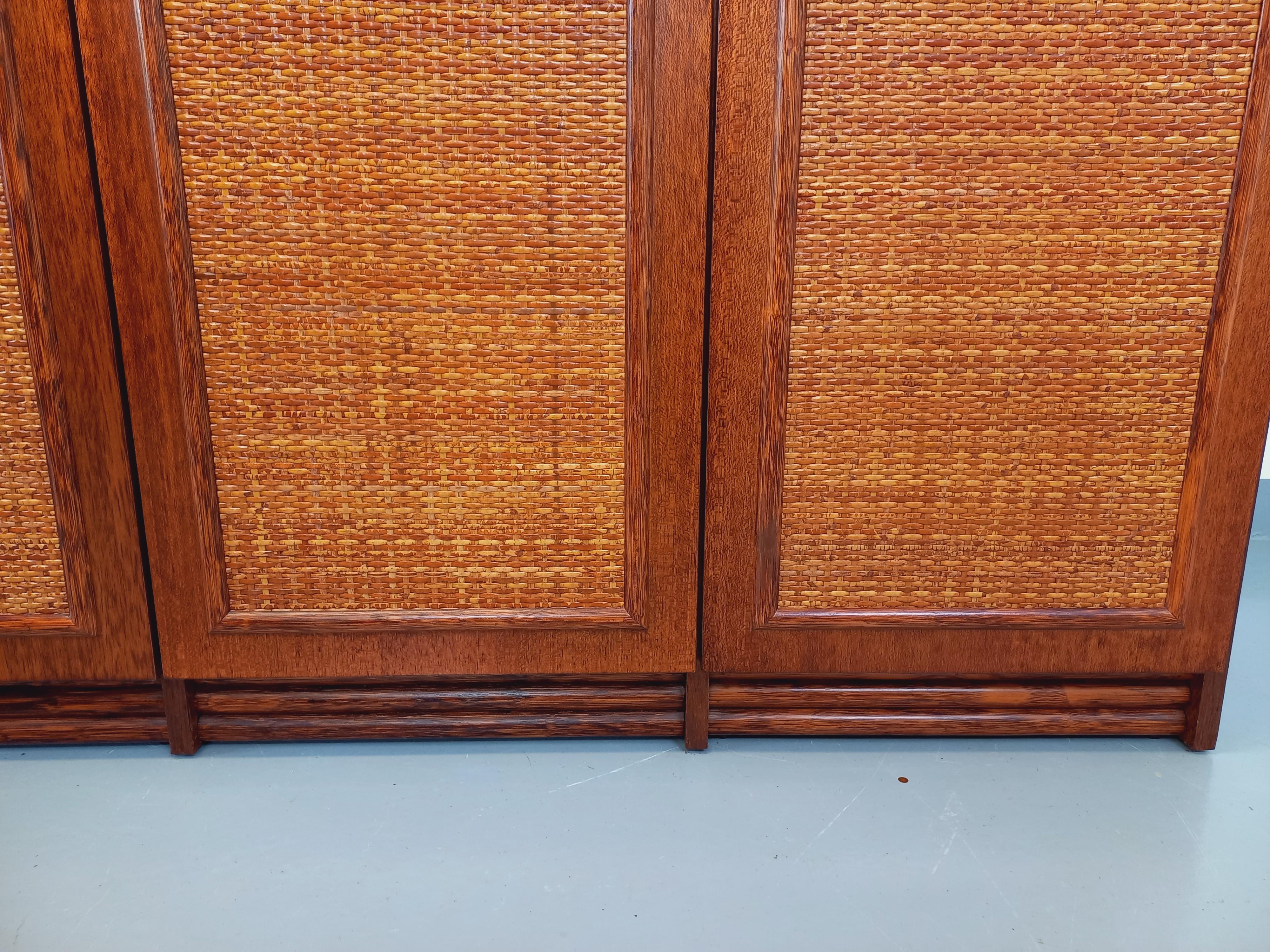 Armoire vintage en rotin, rotin tressé et bois Maugrion pour Roche Bobois 4