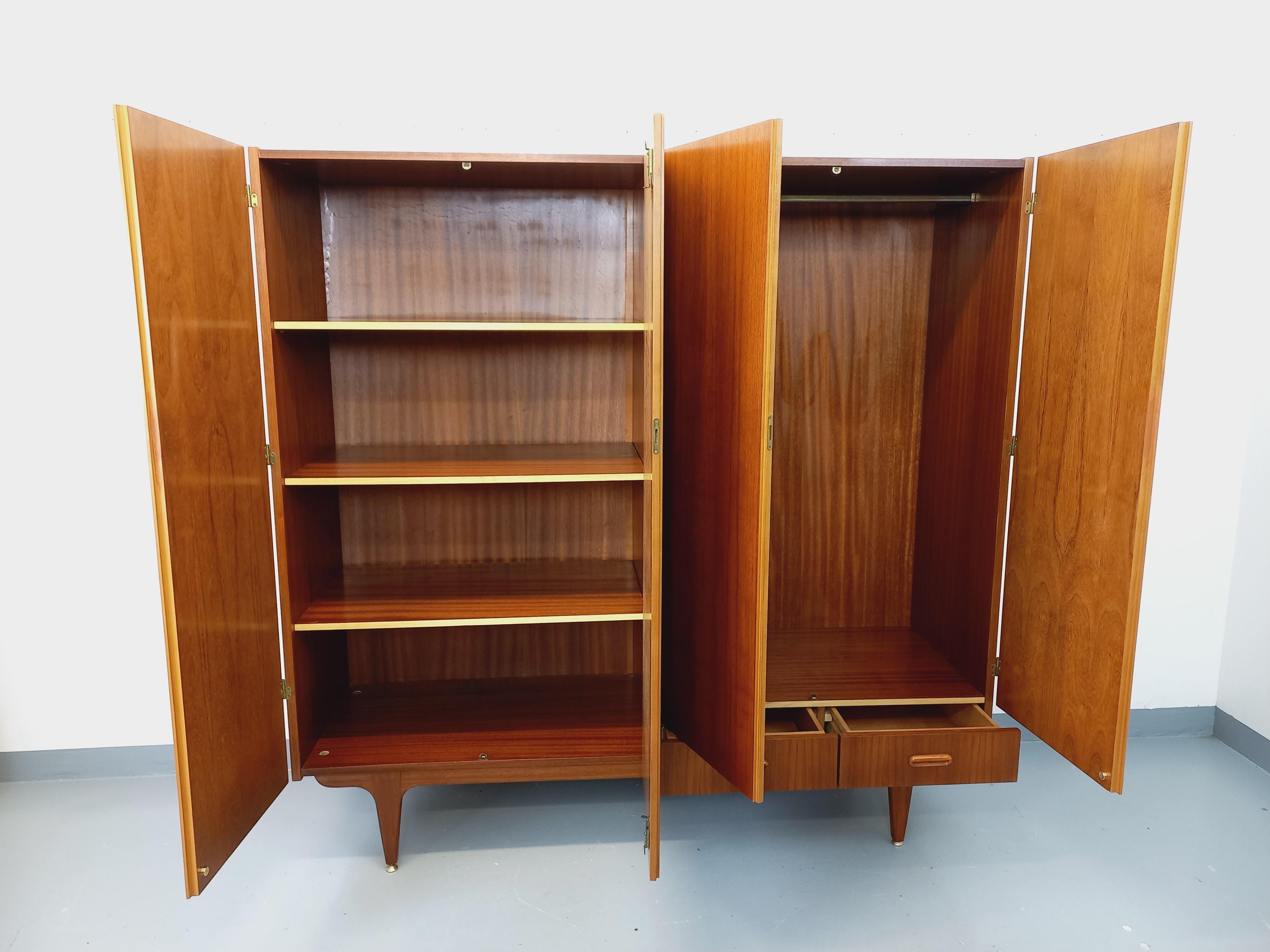 Armoire vintage in stile scandinavo in legno degli anni '60 in vendita 3