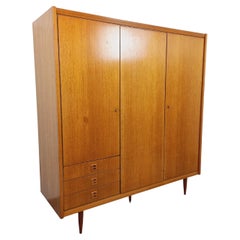 Armoire vintage style scandinave en teck des années 60