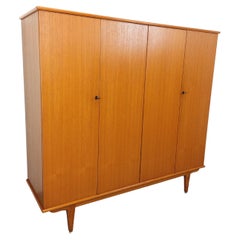 Kleiderschrank vintage style scandinave Simat en teck des années 60 70