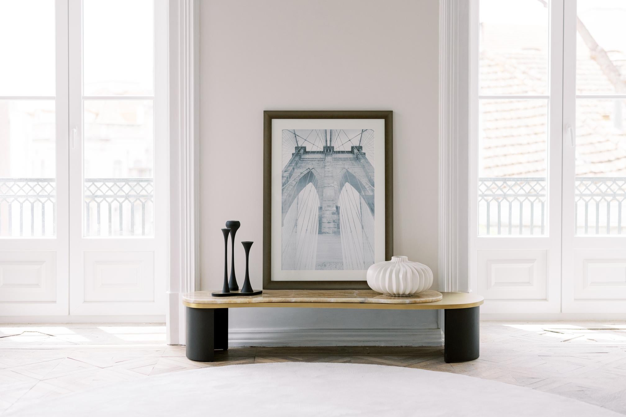 Moderne Table basse moderne Armona, marbre, acier inoxydable, fait à la main Portugal Greenapple en vente