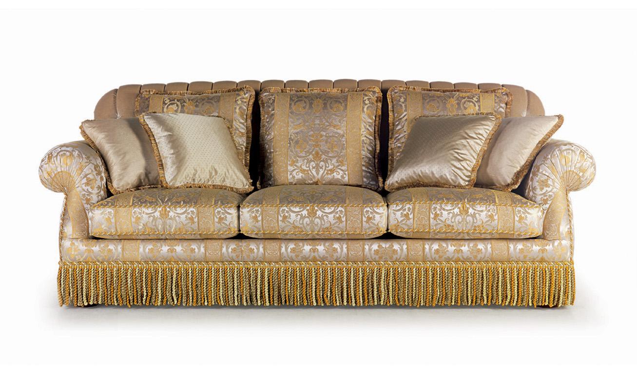 Armonia/2 is a chic Classic sofa (3-seater) with button tufted backrest and handmade fringe at the base. Standard components of absolute quality are the solid wood frame and the traditional hypoallergenic padding. 100% handmade and made in Italy,