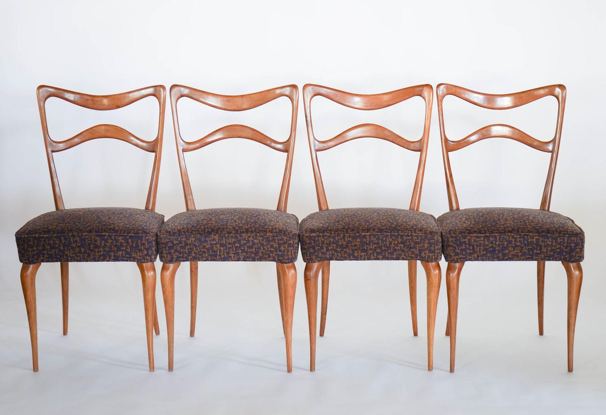 Cuir Chaise de salle à manger en noyer Armonia, ensemble de 8, design Silvio Piattelli fabriqué en Italie en vente