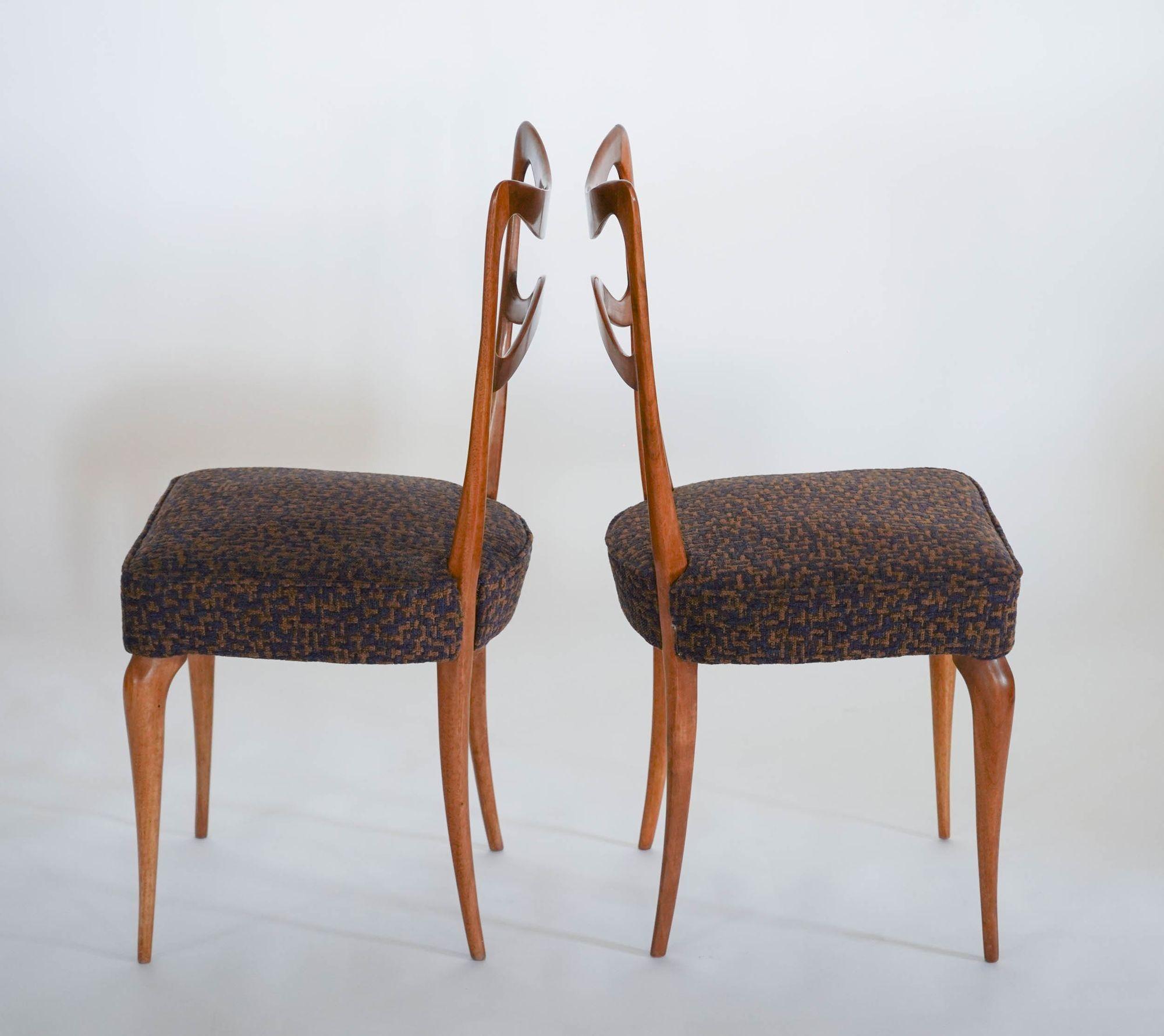 Sedia da pranzo Armonia in noce, design Silvio Piattelli made in Italy in vendita 1