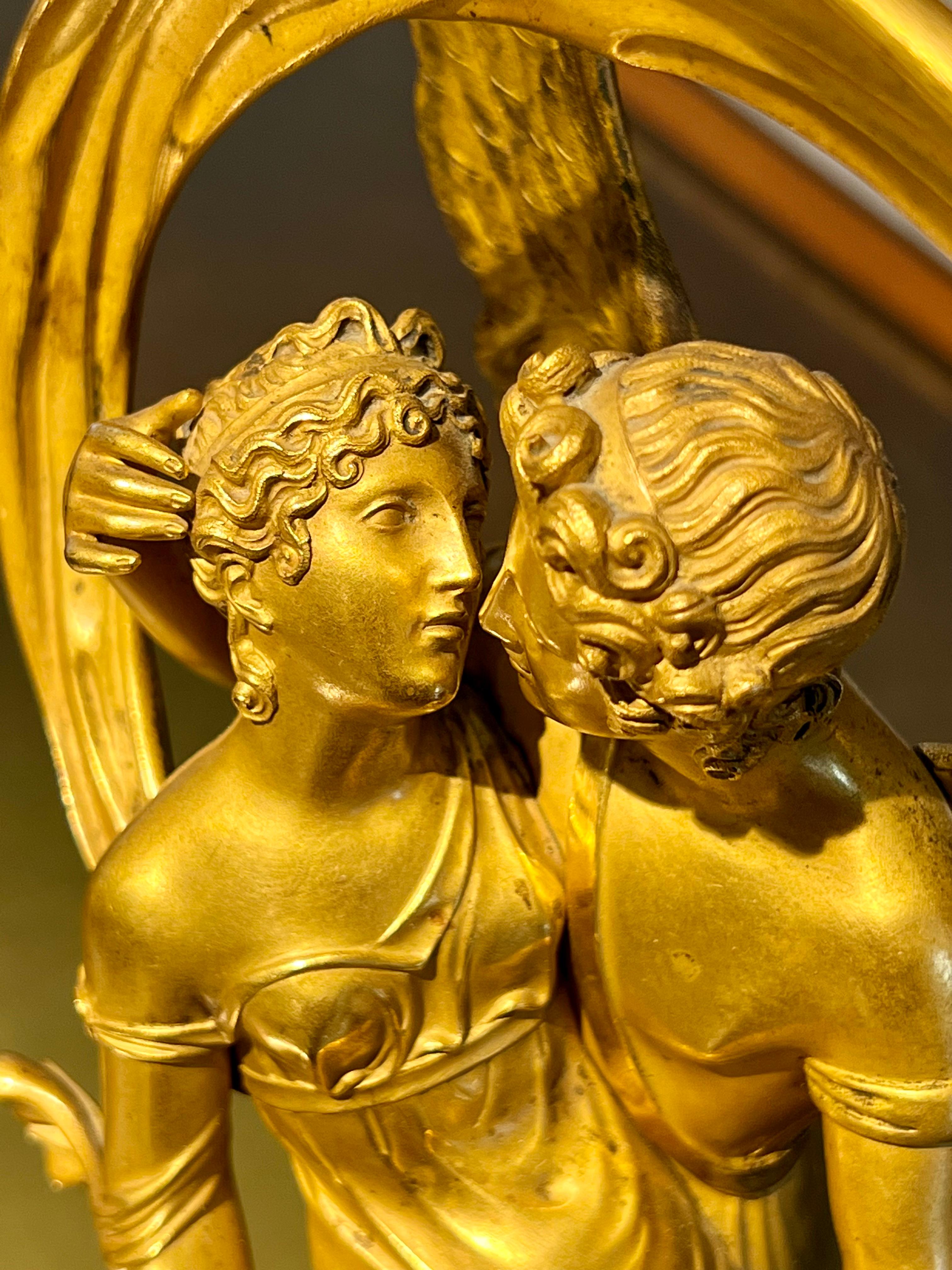 Armure et Vénus Sculpture en bronze doré Empire français du début du 19e siècle  Bon état - En vente à Worpswede / Bremen, DE