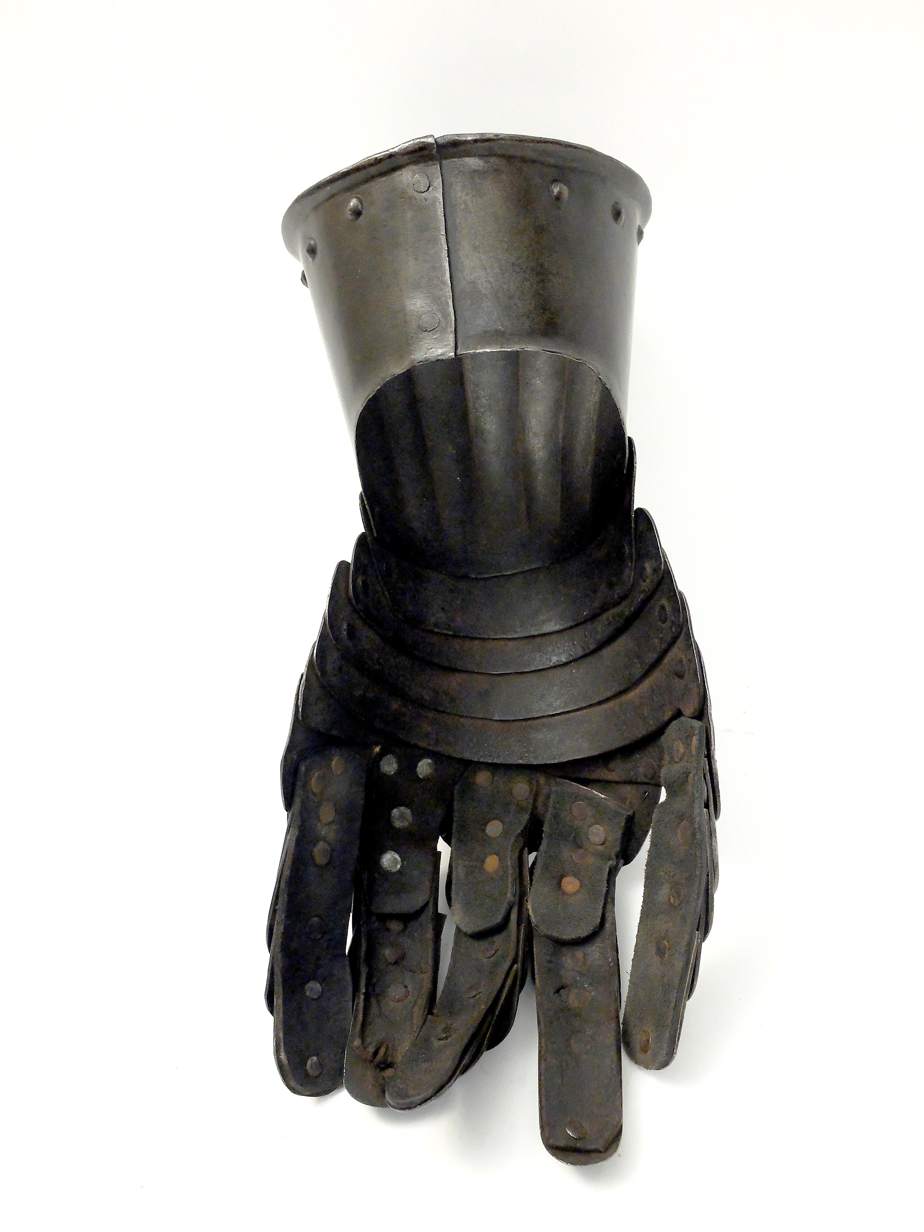 18th Century and Earlier Armor Gauntlet from Brescia 'Italy', 17th Century