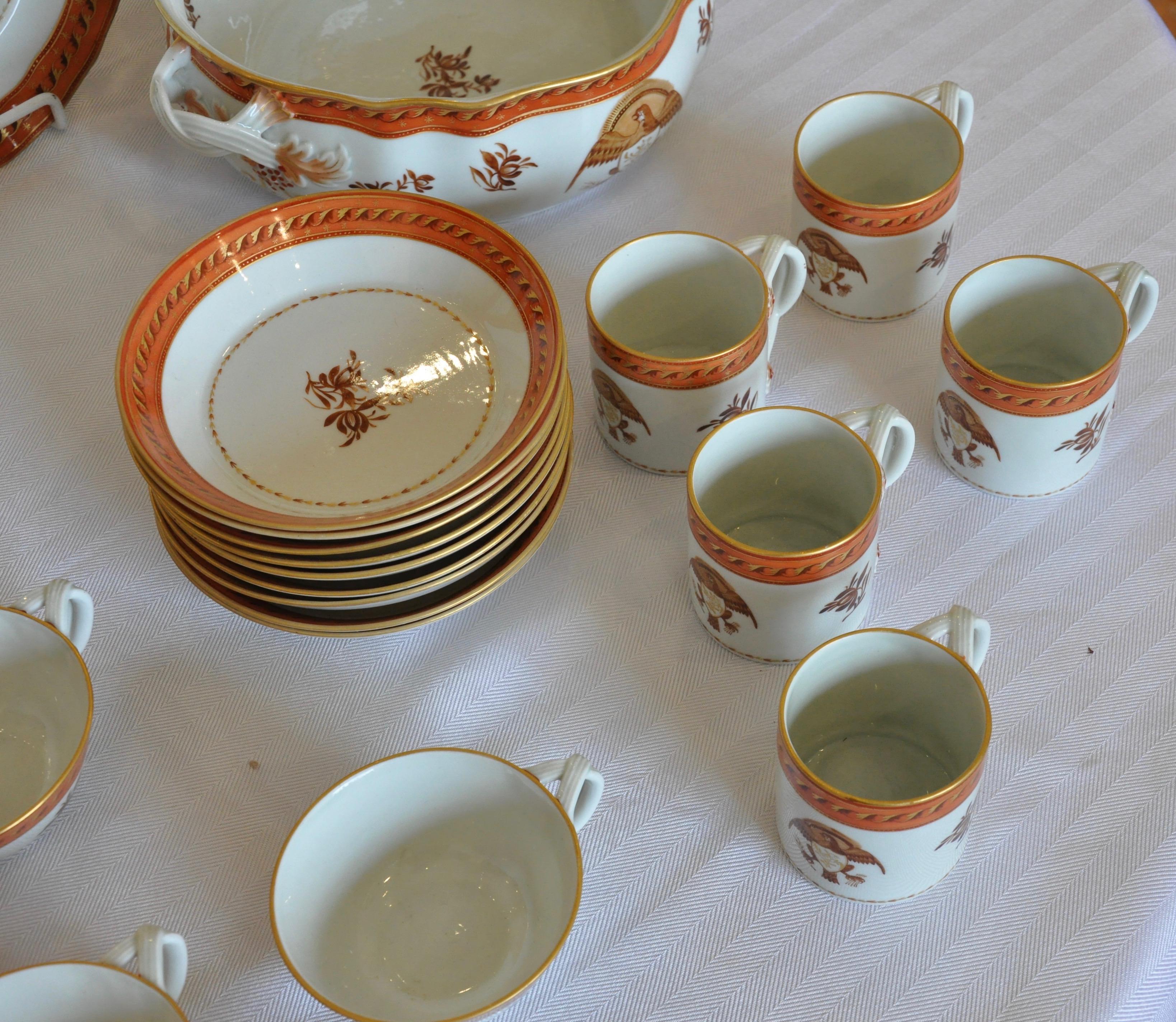 Armorial Service of Samson Chinese Export Porcelain for the American Market In Good Condition For Sale In Essex, MA