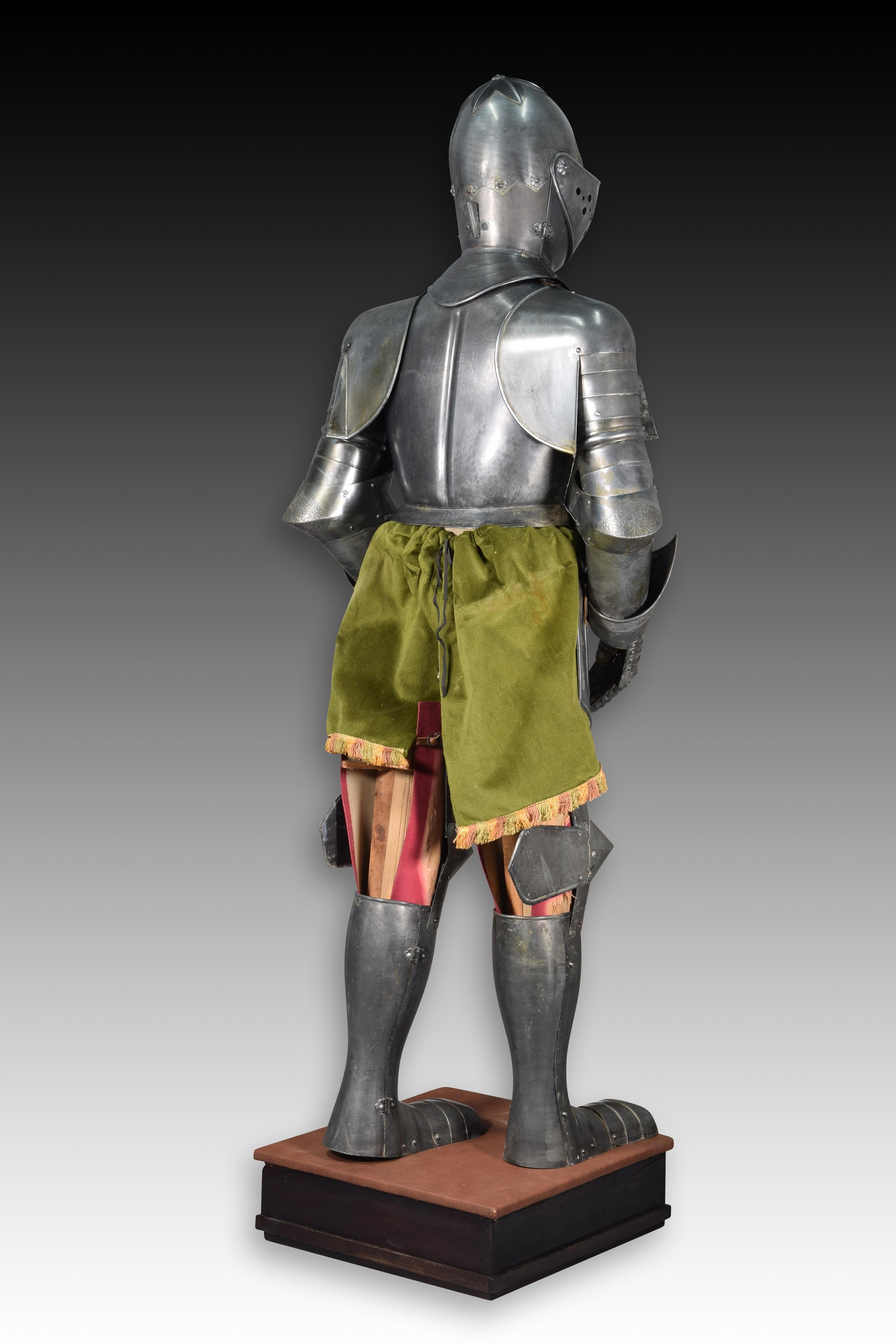 Armour or armor. Metal, leather, textile, etc. Spain, 20th century. For Sale 10