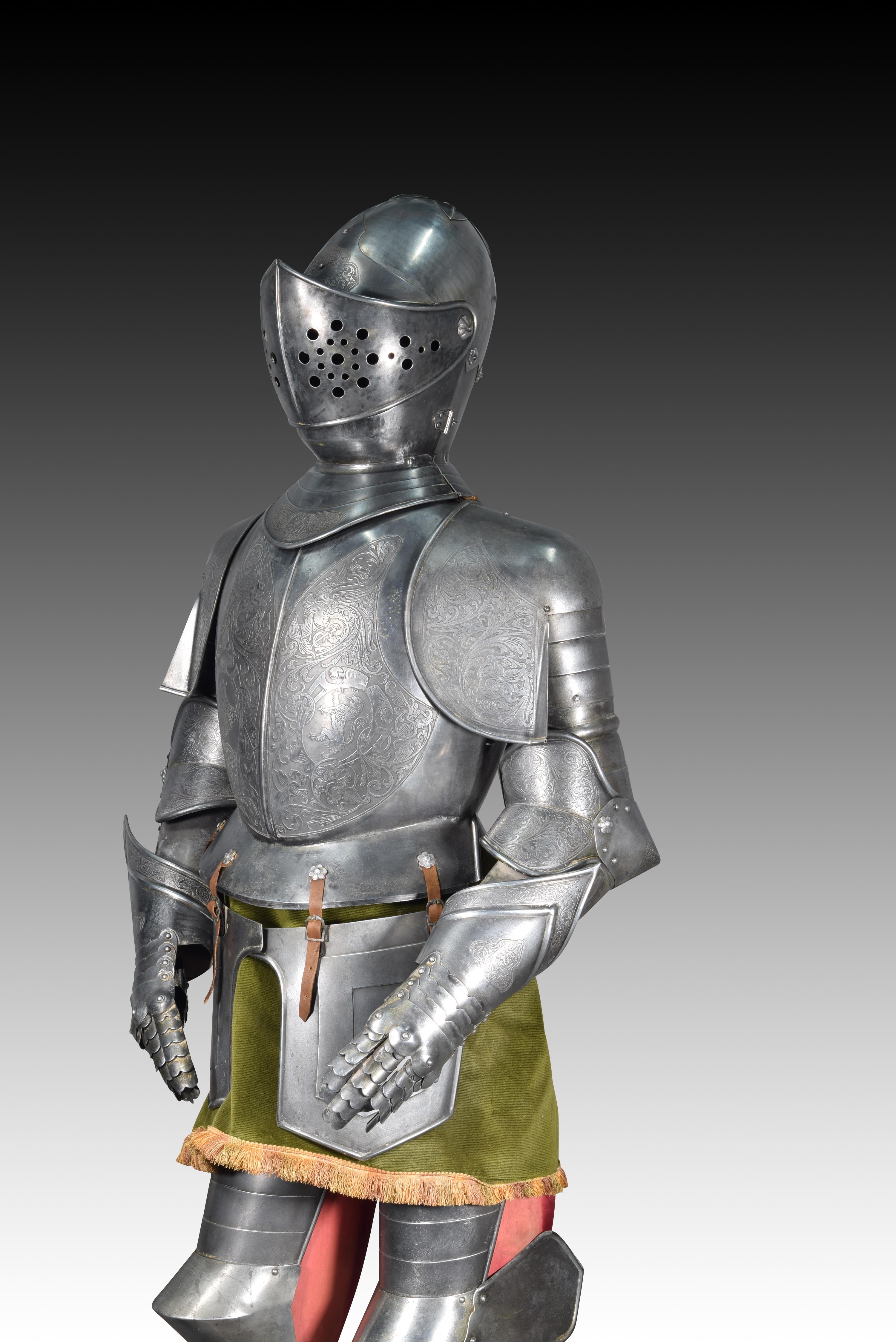 Spanish Armour or armor. Metal, leather, textile, etc. Spain, 20th century. For Sale