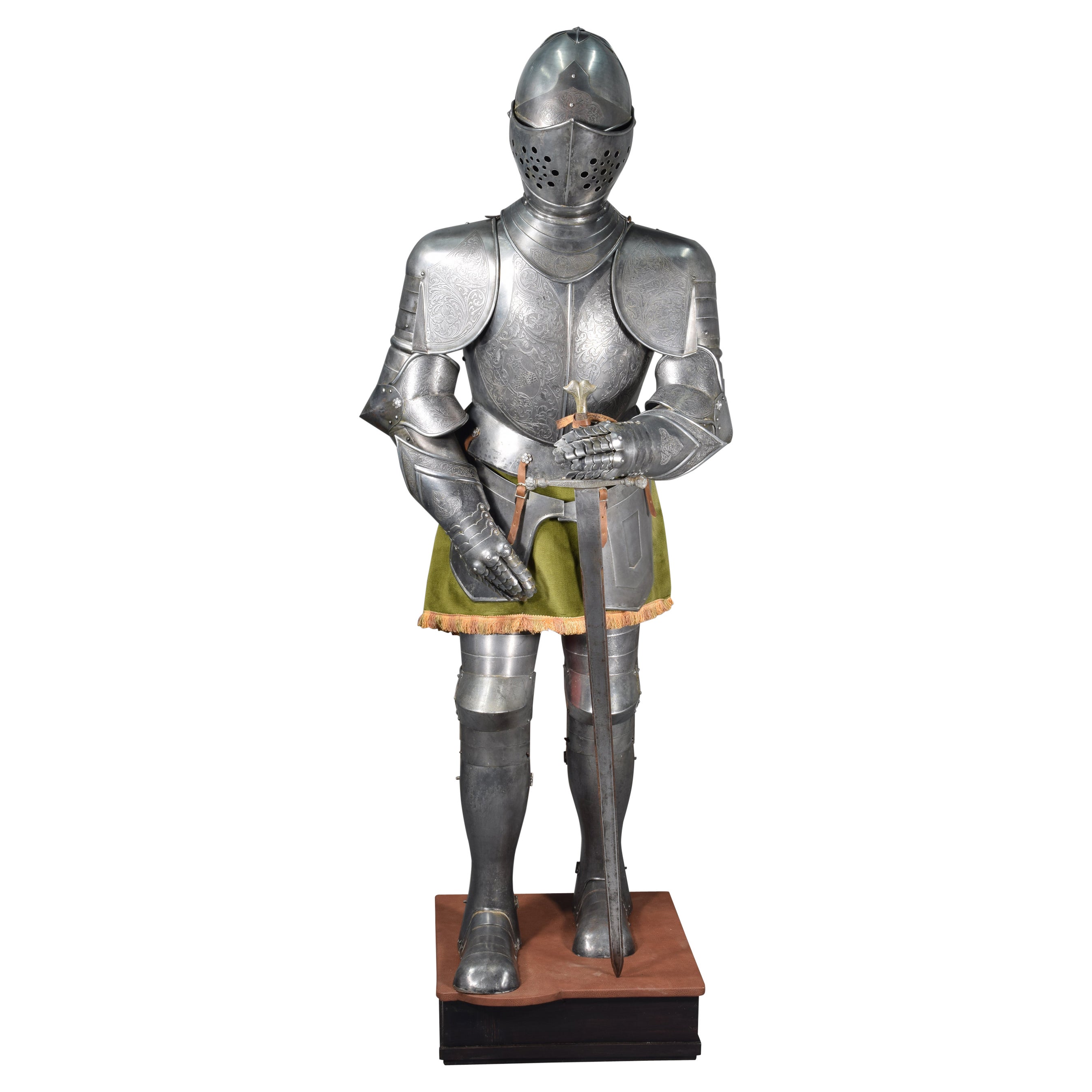 Armadura o coraza. Metal, cuero, textil, etc. España, siglo XX.