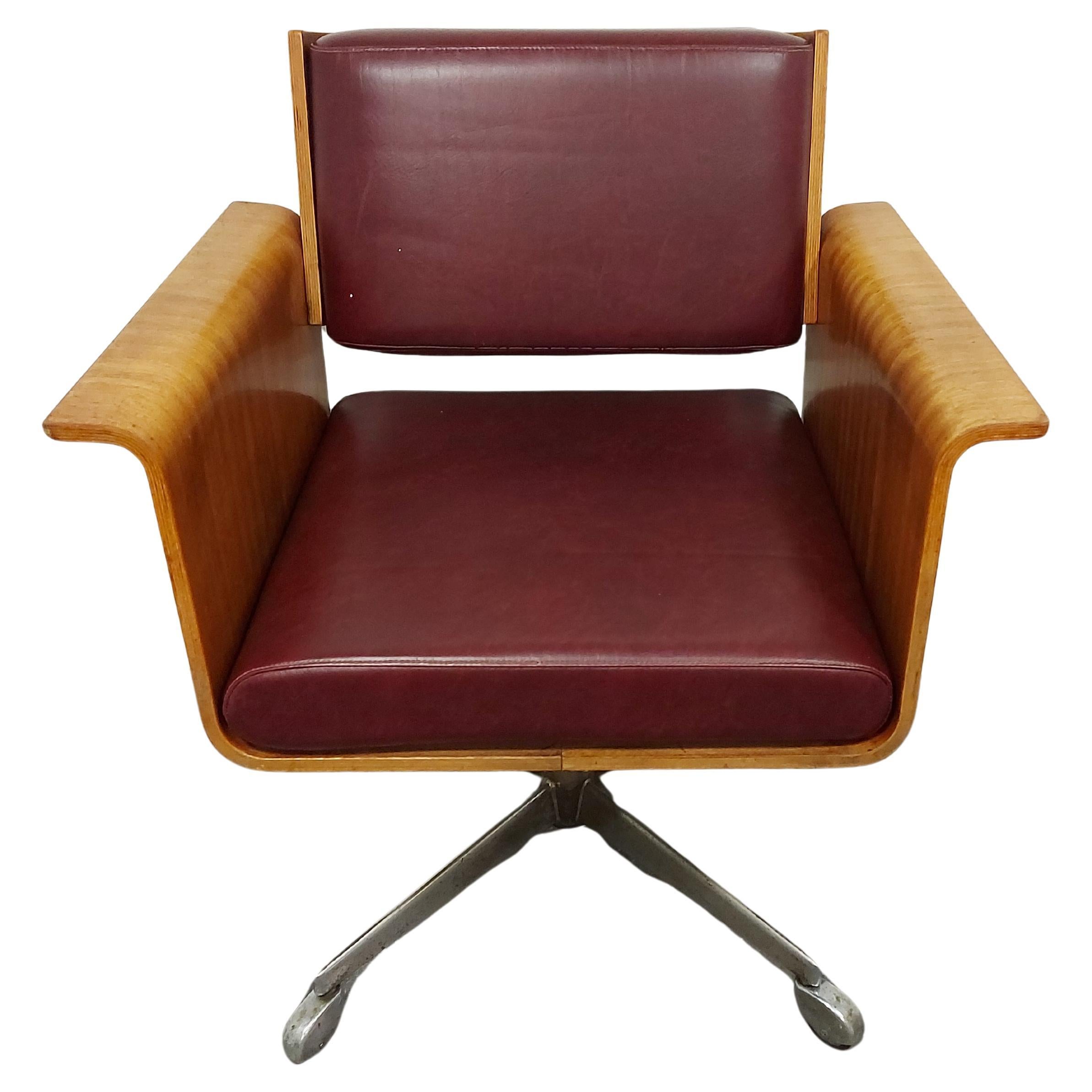 Armrest Chair 1970s For Sale