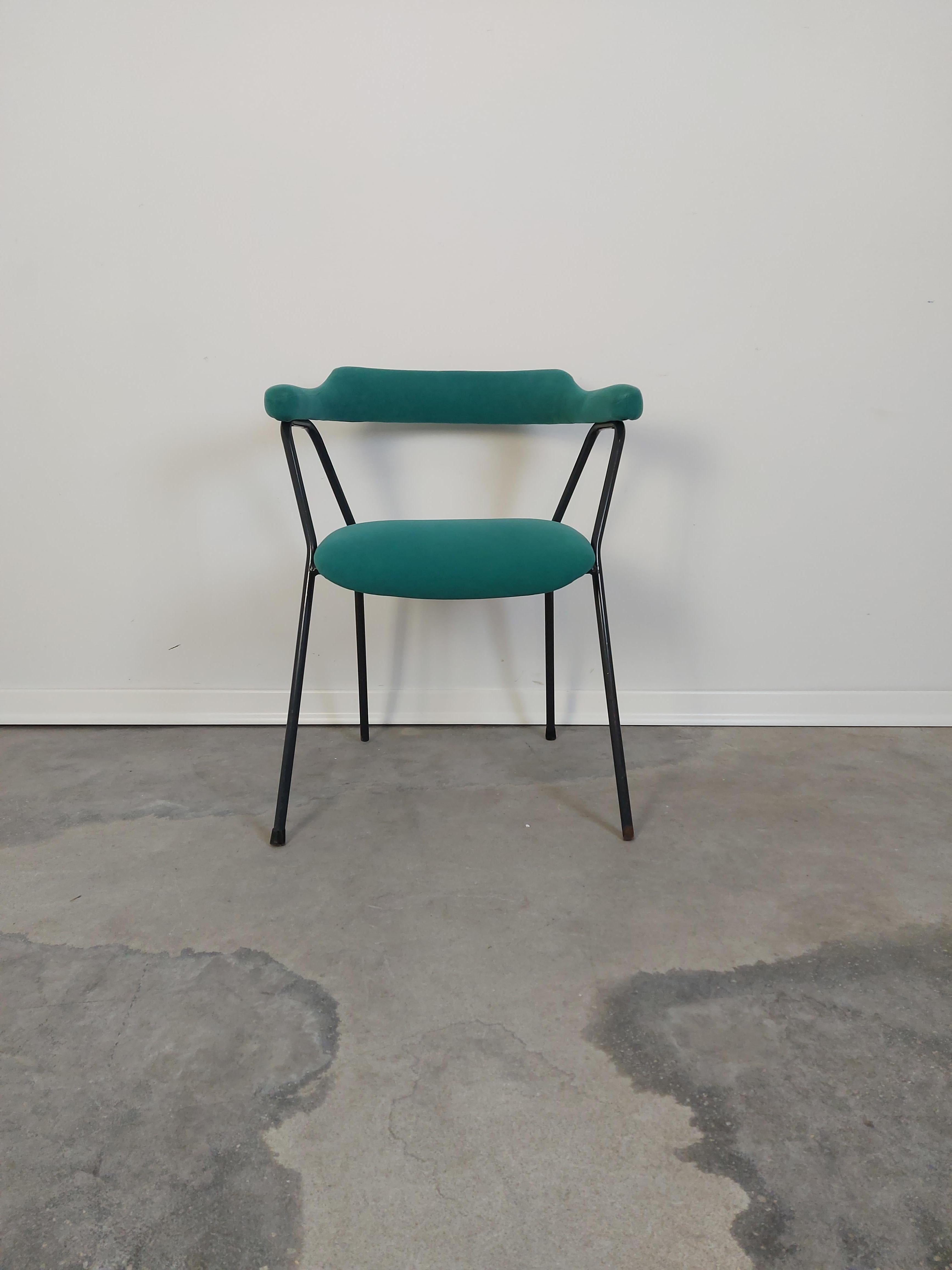 Armrest chair Model 4455 designed by Niko Kralj for Stol Kamnik in 50s. Some signs of use.

Pure minimalism finds its place in every interior. 

It multi folds and has curved back with black metal structure.

This chair was produced in the