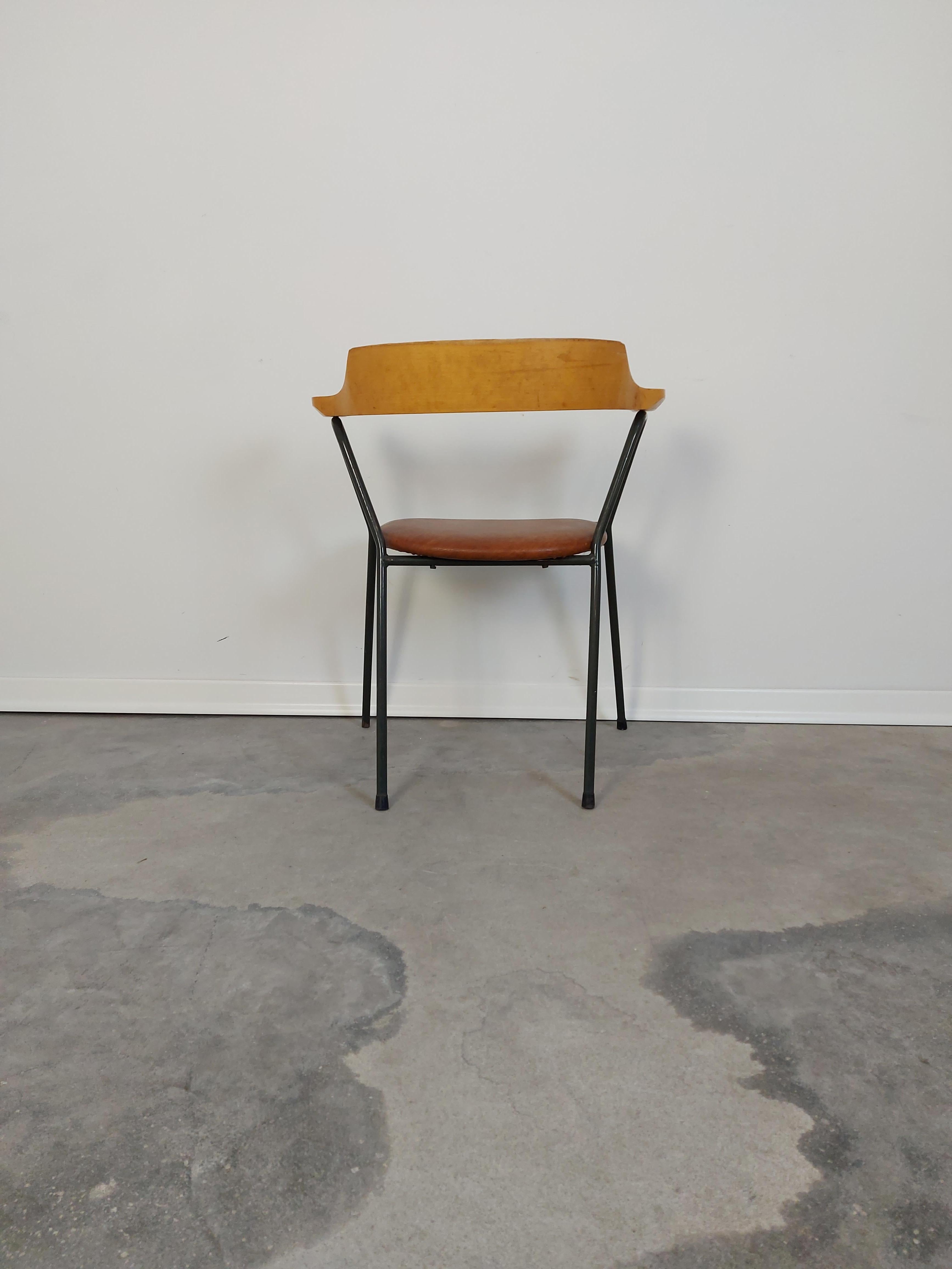 Slovenian Armrest Chair Nr 4455, 1970s For Sale