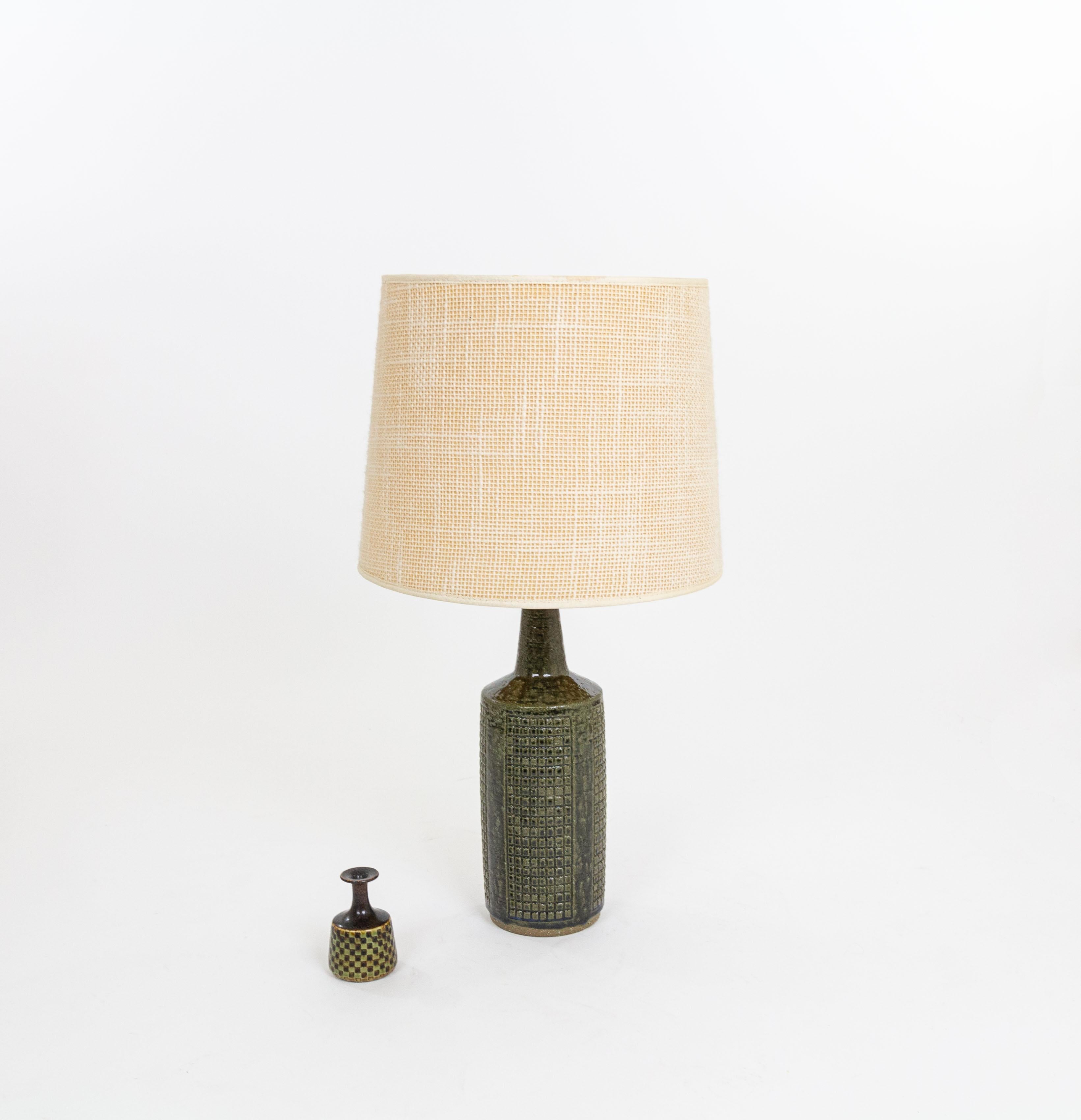 Glazed Army Green DL/30 table lamp by Linnemann-Schmidt for Palshus, 1960s For Sale