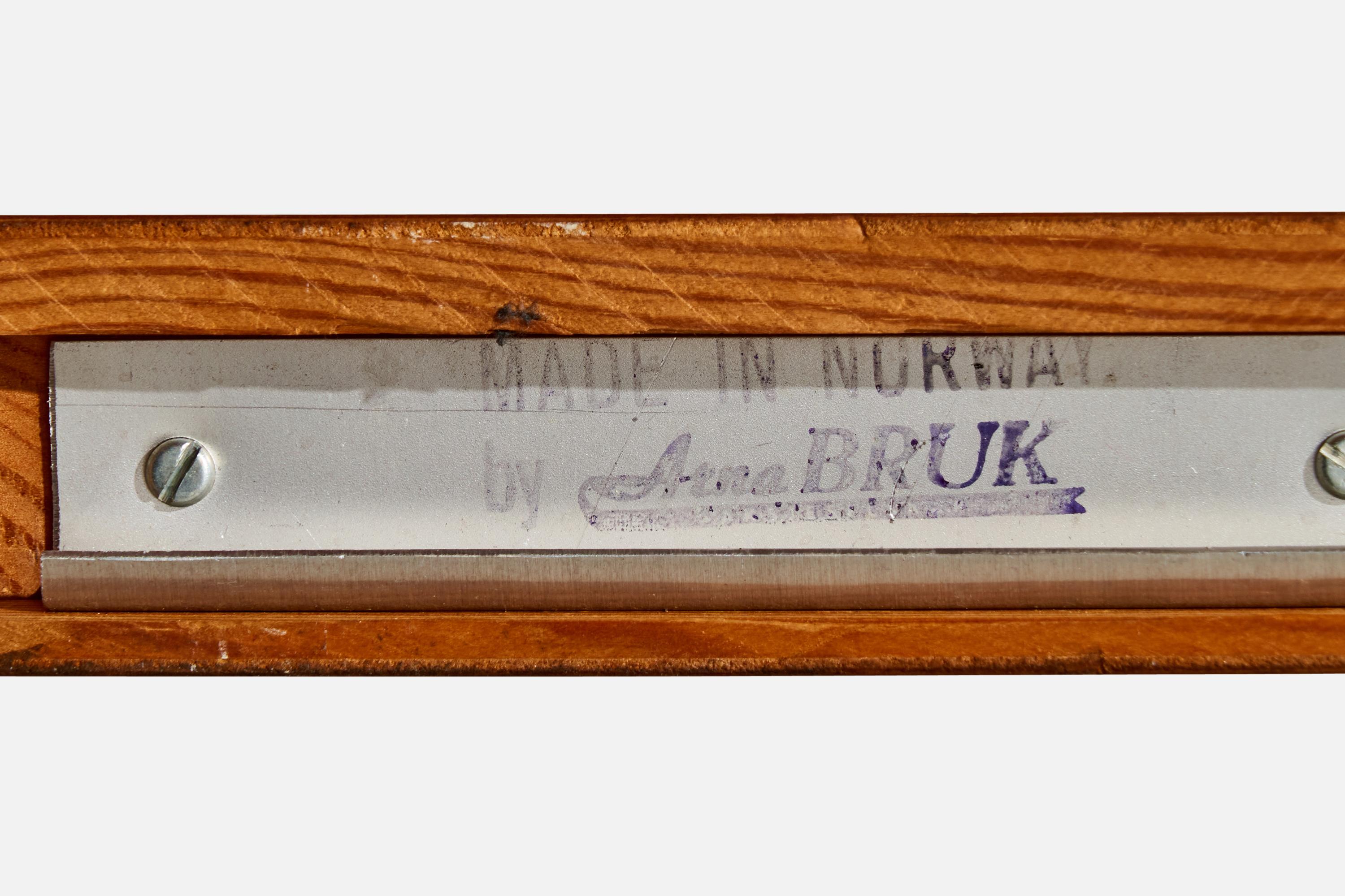 Arna Bruk, Wandkonsole aus Teakholz, Norwegen, 1950er Jahre im Angebot 1