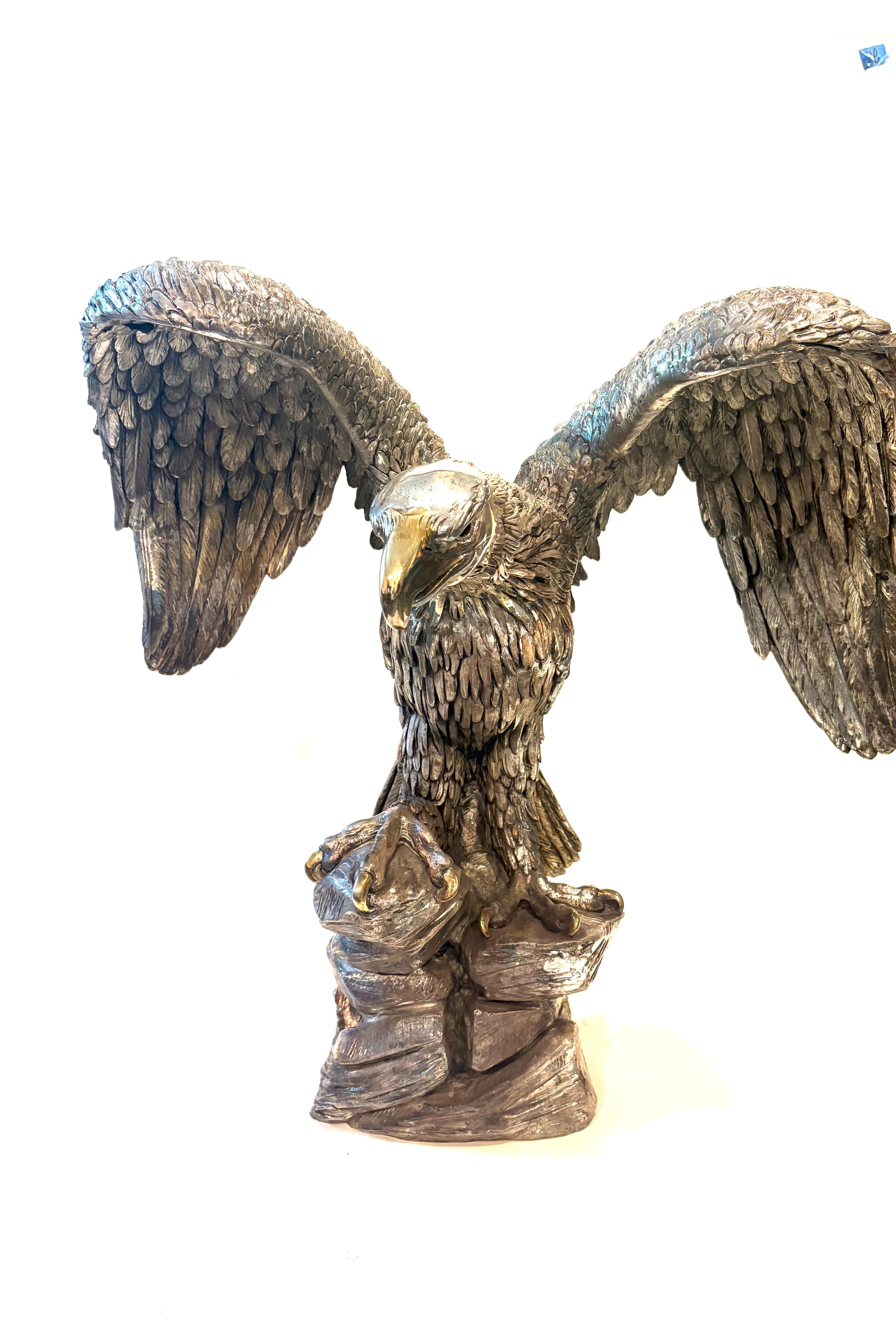 Arnaldo Gianelli Figurative Sculpture - “925 silver clad eagle”