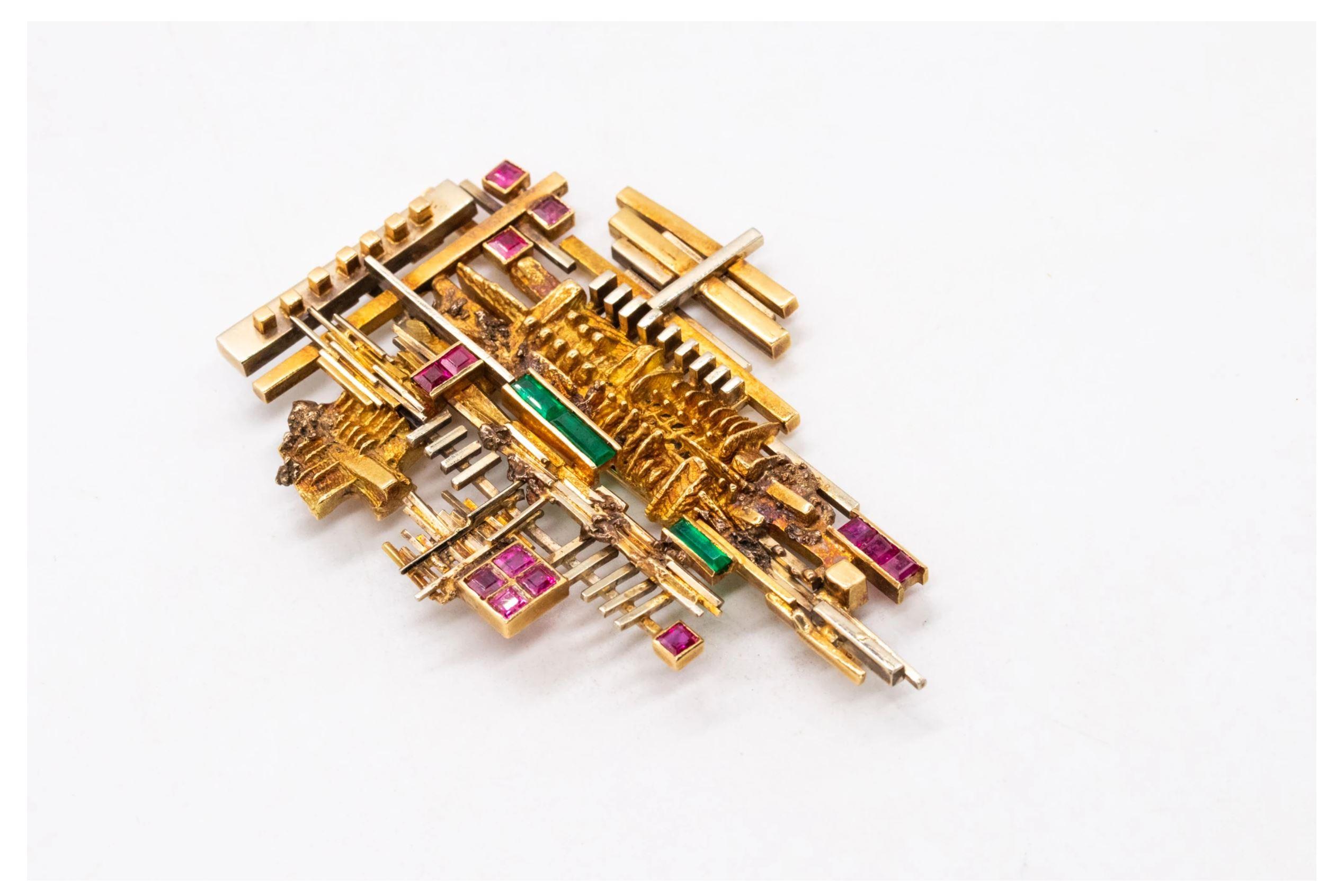 Baguette Cut Arnaldo Pomodoro 1963 Milan Geometric Sculptural Necklace 18kt Gold Gemstones For Sale