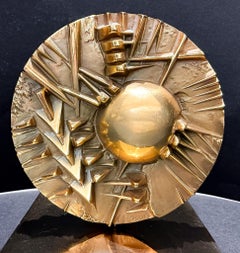 Arnaldo Pomodoro (1926–2025) - Disco per BSI - Gilded bronze sculpture - 1995