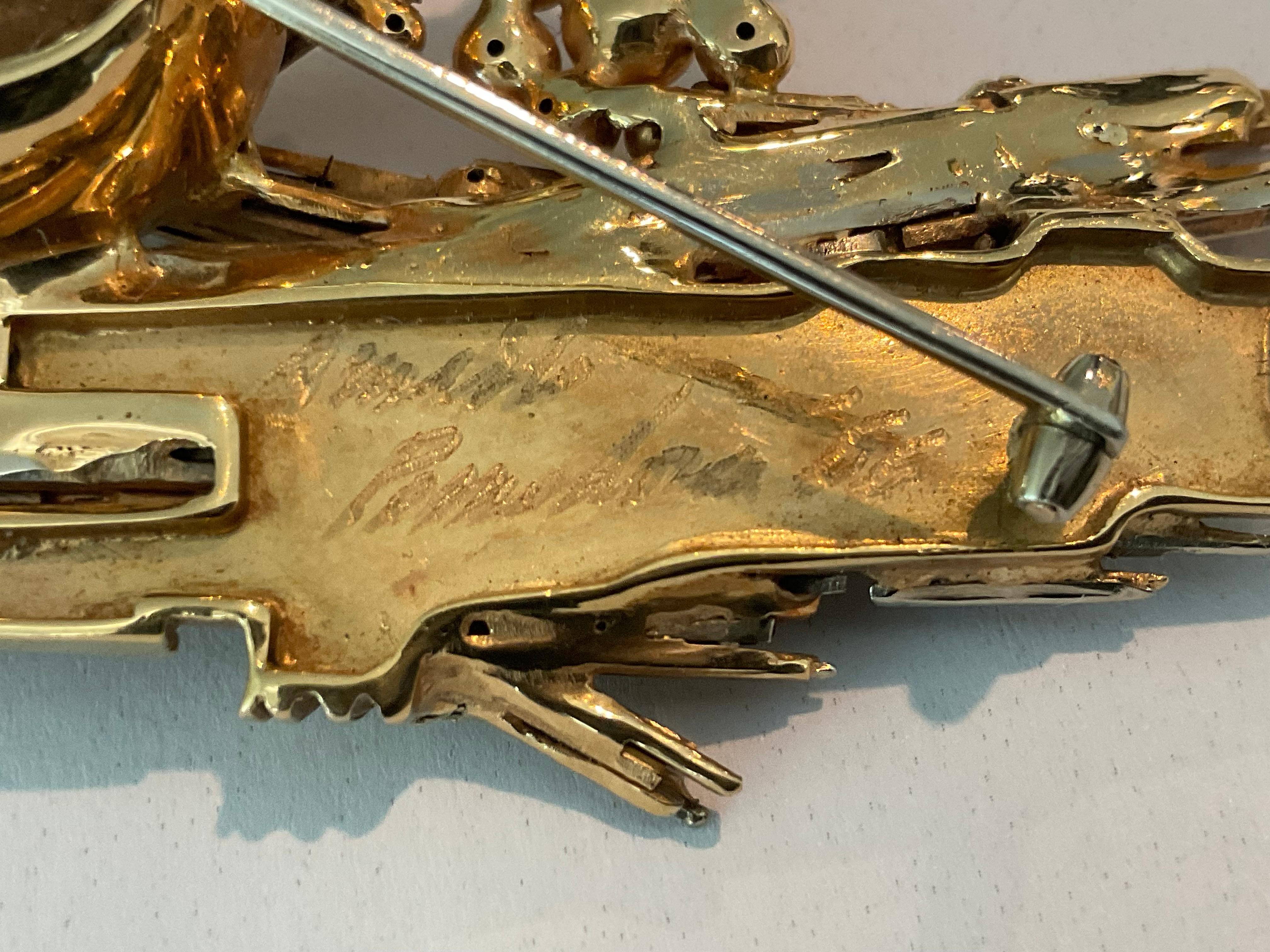 Arnaldo Pomodoro SIGNED 18K gold Sculpture PIN with original box Abstract Art For Sale 1