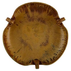 Arne Bang, Denmark, Organically Shaped Bowl / Dish in Ceramics Arne Bang, Denmark, Organically Shaped Bowl / Dish in Ceramics