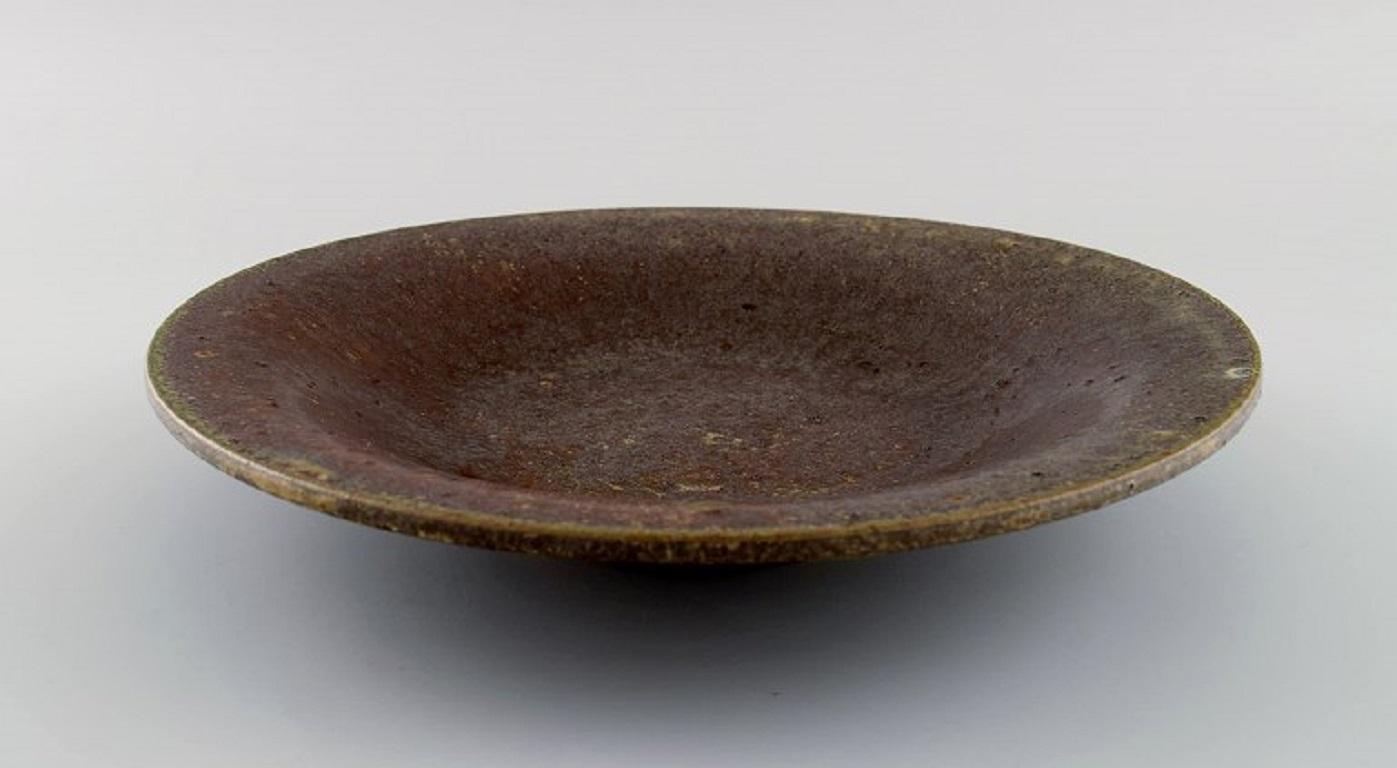 Arne Bang, Denmark, Round Bowl / Dish in Glazed Ceramics In Excellent Condition For Sale In Copenhagen, DK