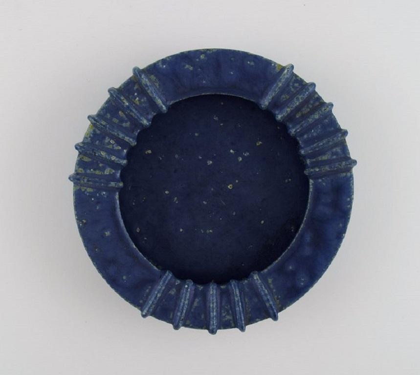 Danish Arne Bang (1901-1983), Denmark. Round bowl in glazed ceramics, 1940s