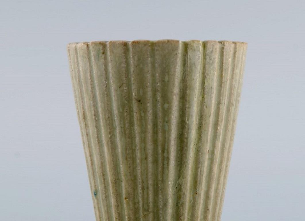 Glazed Arne Bang (1901-1983), Denmark. Vase in glazed ceramics. Mid-20th C.
