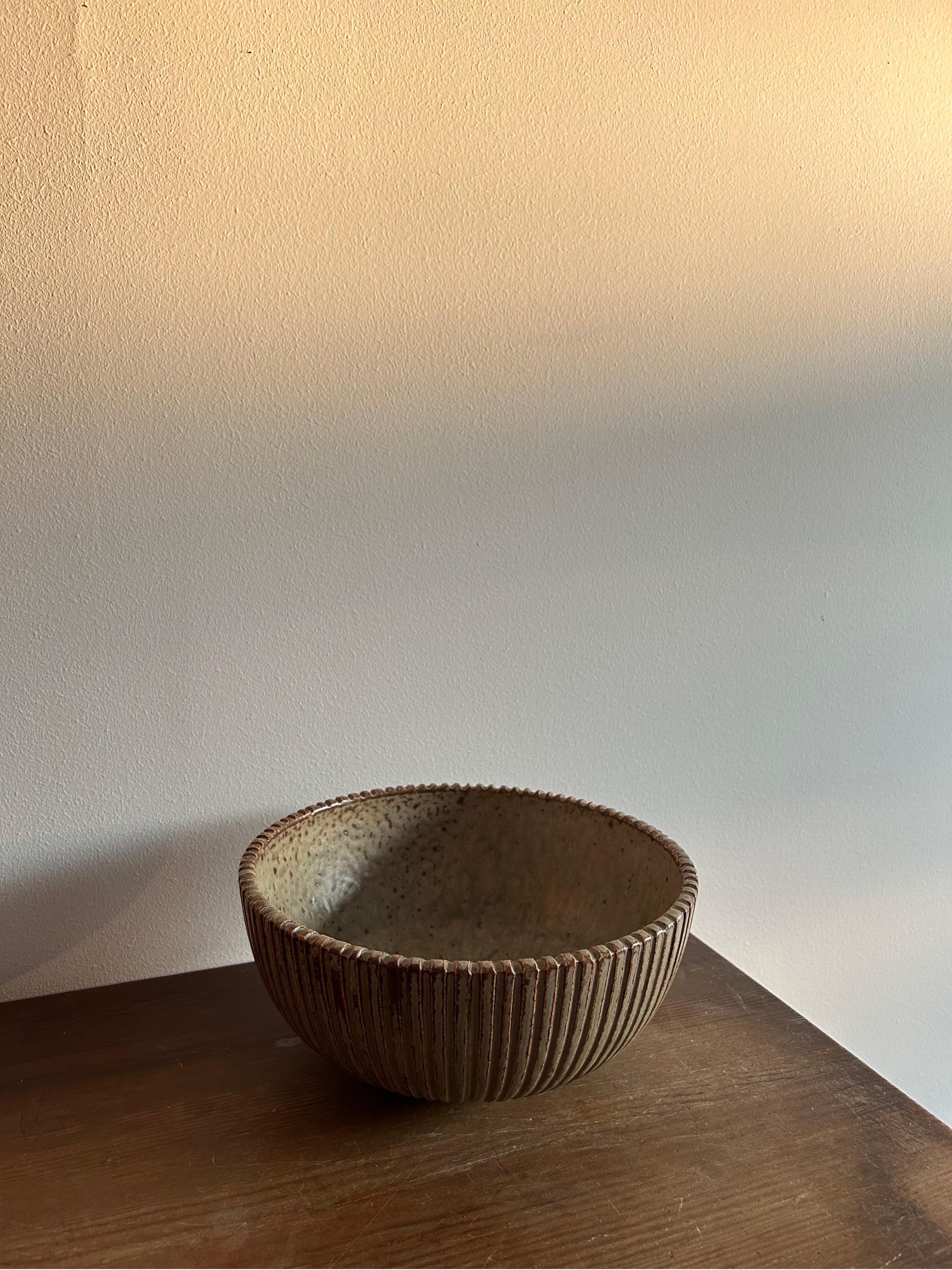 Arne Bang Bowl Model 122 In Good Condition In Valby, 84