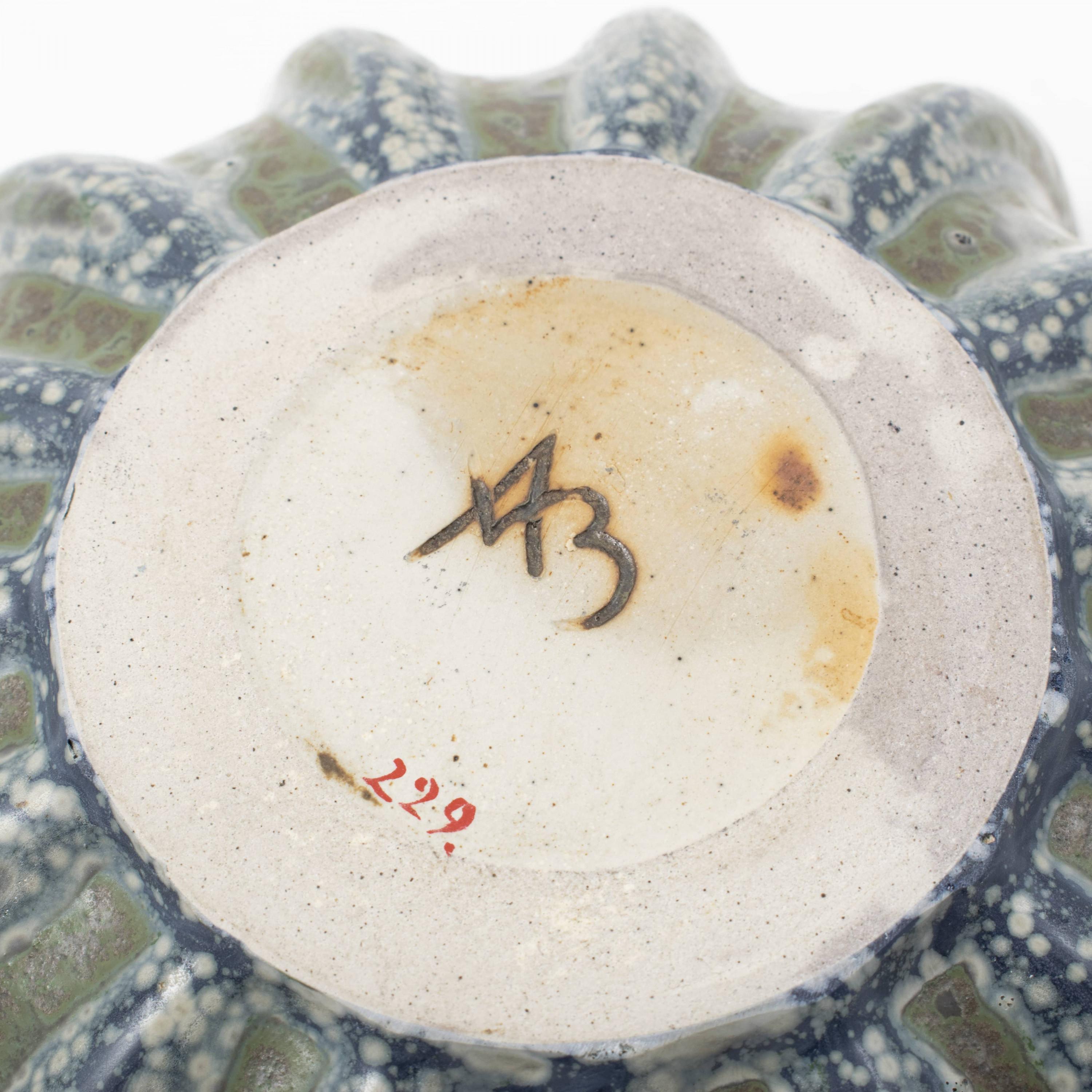 Ceramic Arne Bang Bowl with Wavy Edge