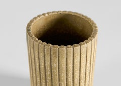 Arne Bang, Jarrón cilíndrico estriado, Dinamarca, años 30