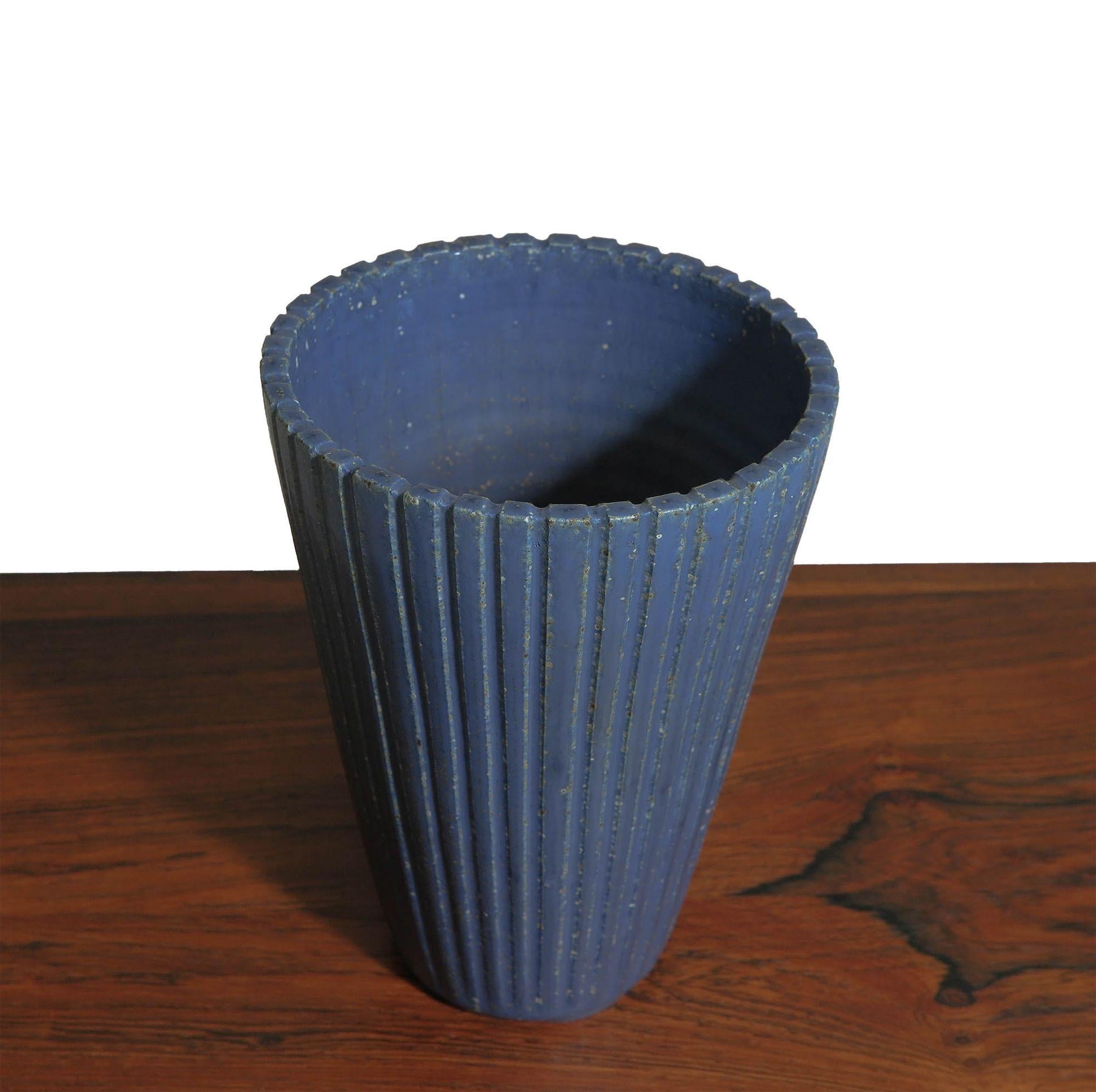 Arne Bang Danish Stoneware Ceramic Vase in Blue In Excellent Condition For Sale In Oakland, CA